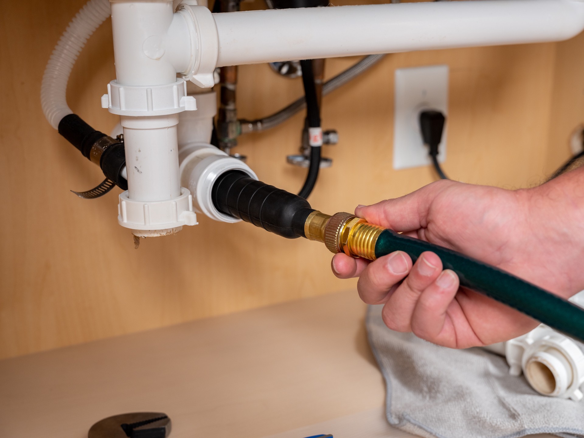 slide 4 of 6, Kobalt Medium Drain Rubber Bladder, 1 ct