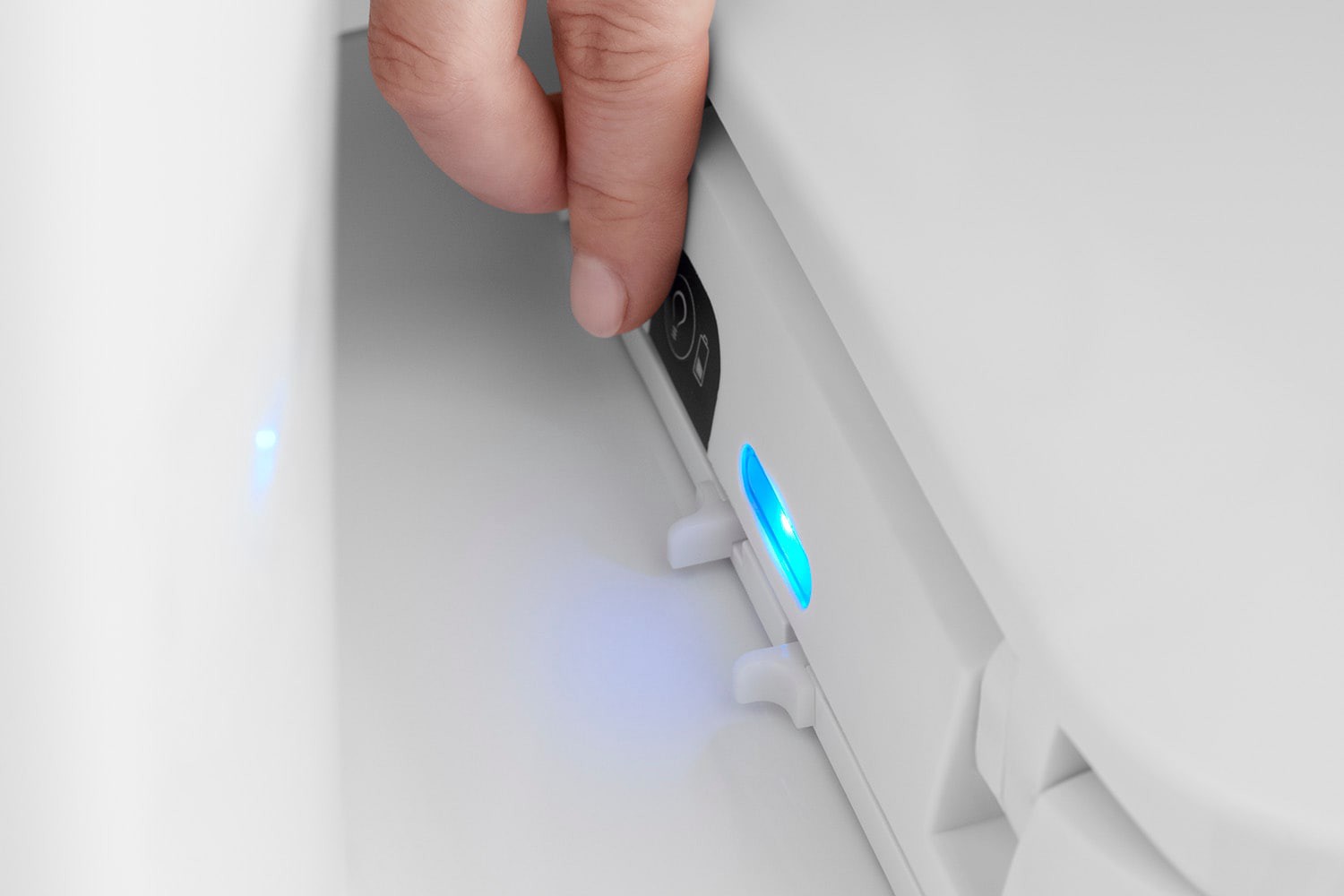 slide 2 of 6, KOHLER Purefresh Plastic White Round Soft Close Toilet Seat, 1 ct