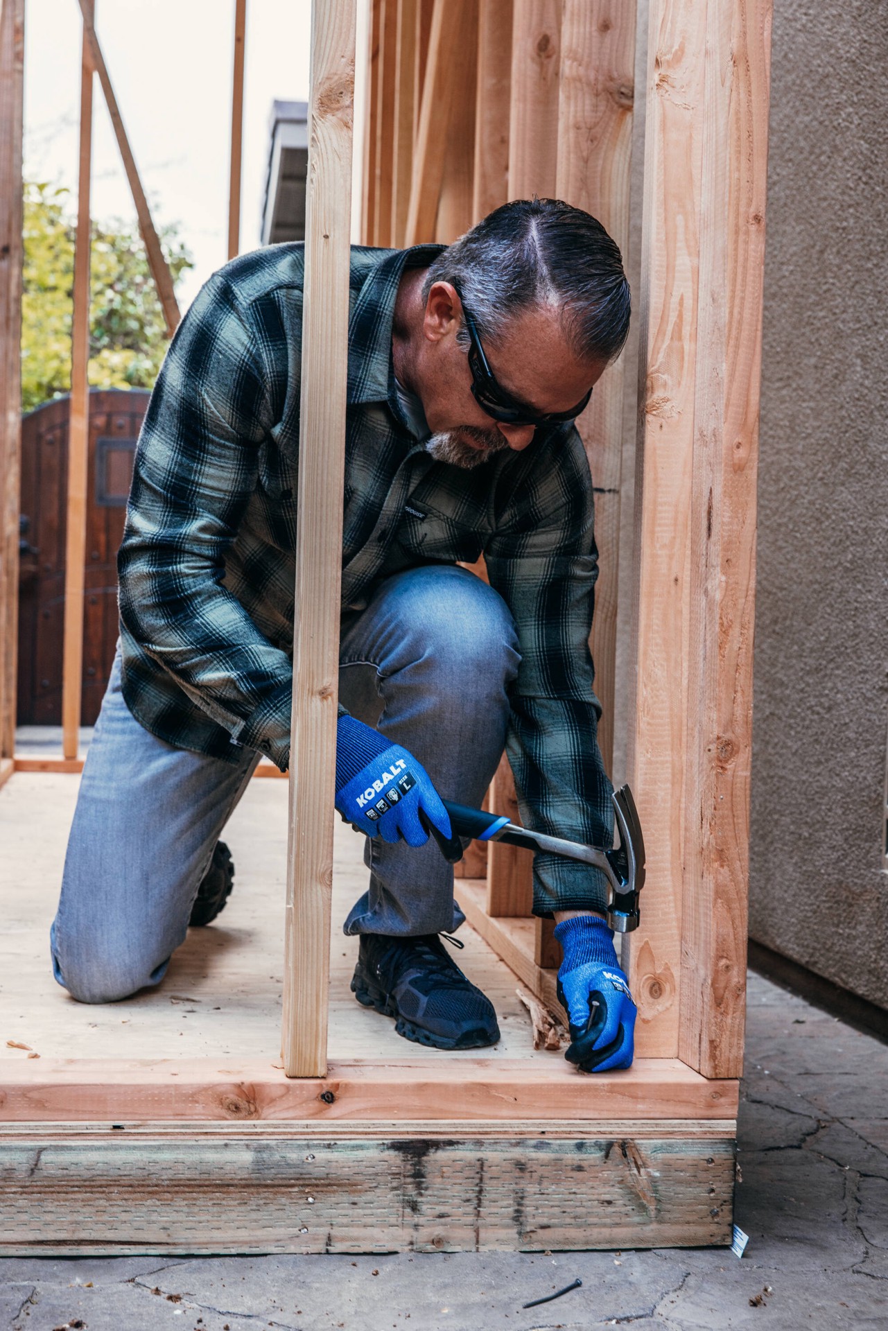 slide 3 of 6, Kobalt X-large Black Nitrile dipped Nitrile Everyday Gloves 1 -Pairs, 1 ct