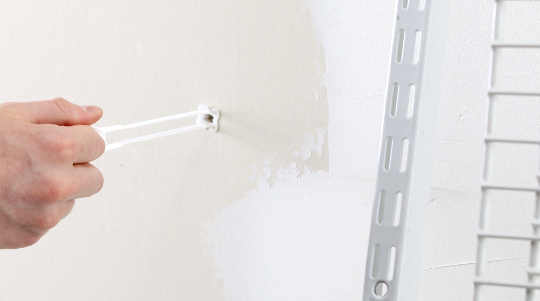 slide 5 of 6, E-Z Ancor 1150-lb 1/4-in x 2-1/2-in Toggle Bolt Anchors with Screws Included 10-Pack, 1 ct