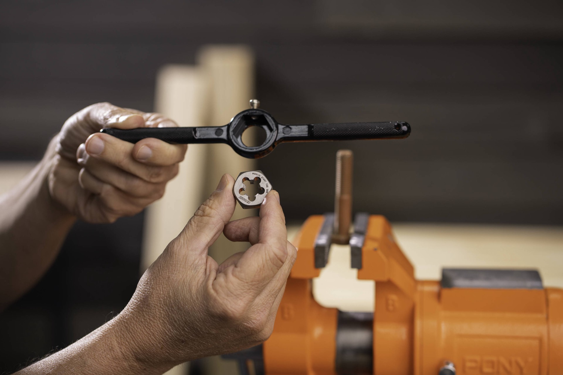 slide 4 of 6, Kobalt 24 -Piece Metric Tap and Die Set, 1 ct