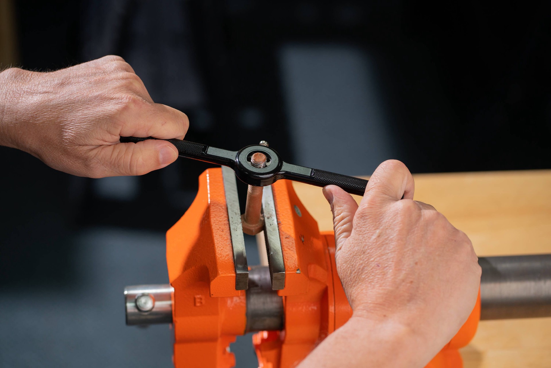 slide 5 of 6, Kobalt 24 -Piece Metric Tap and Die Set, 1 ct