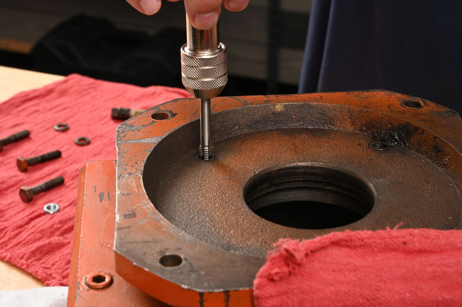 slide 5 of 6, Kobalt 5/16-in-18-in Standard (SAE) Tap and Drill Set 2 -Pack, 1 ct