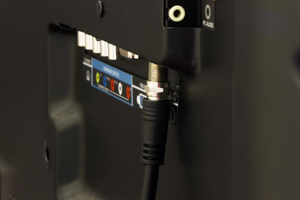 slide 2 of 6, Utilitech RG6, 1 ct