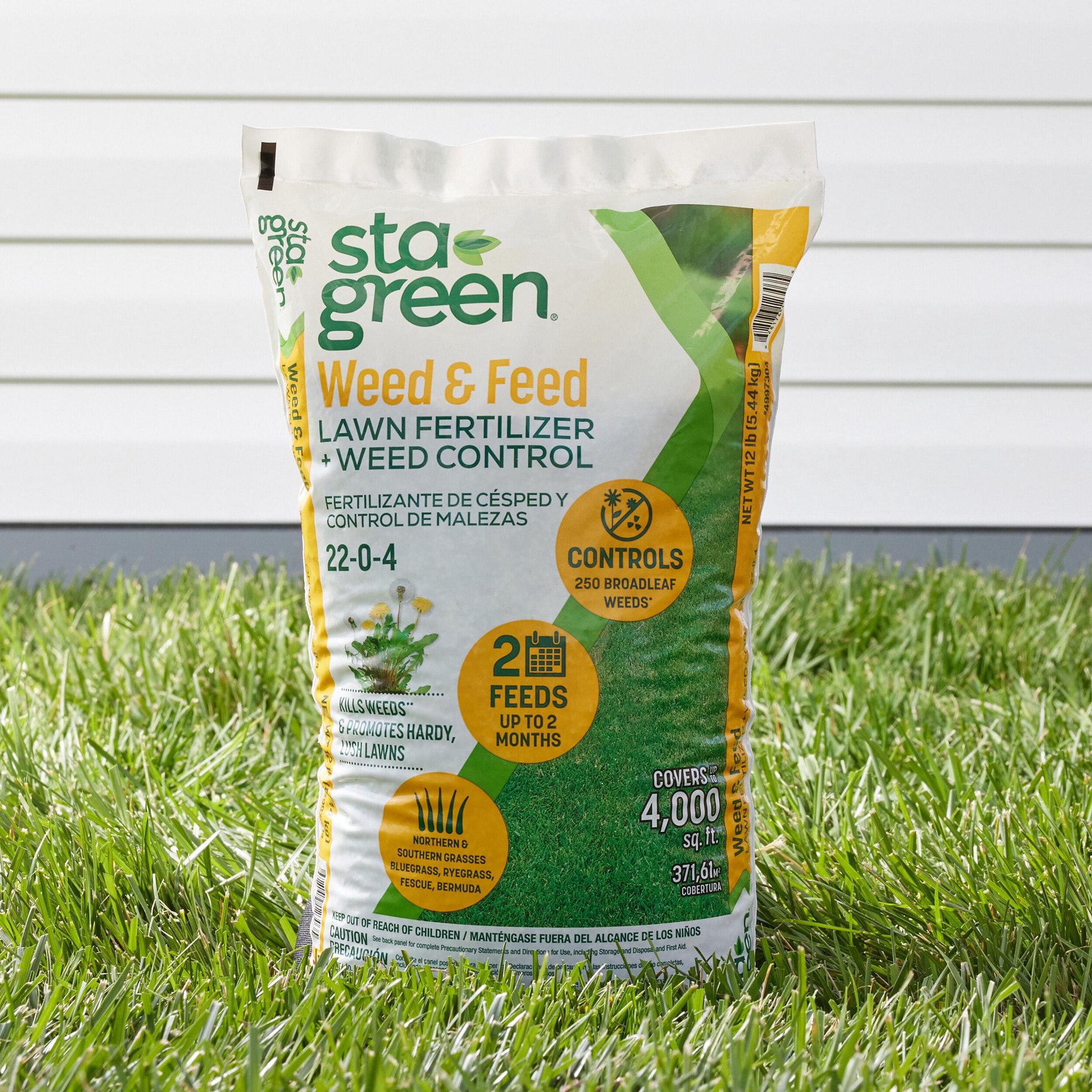 slide 3 of 6, Sta-Green Northern Weed and Feed 12-lb 4000-sq ft 22-0-4 Weed & Feed Fertilizer, 1 ct