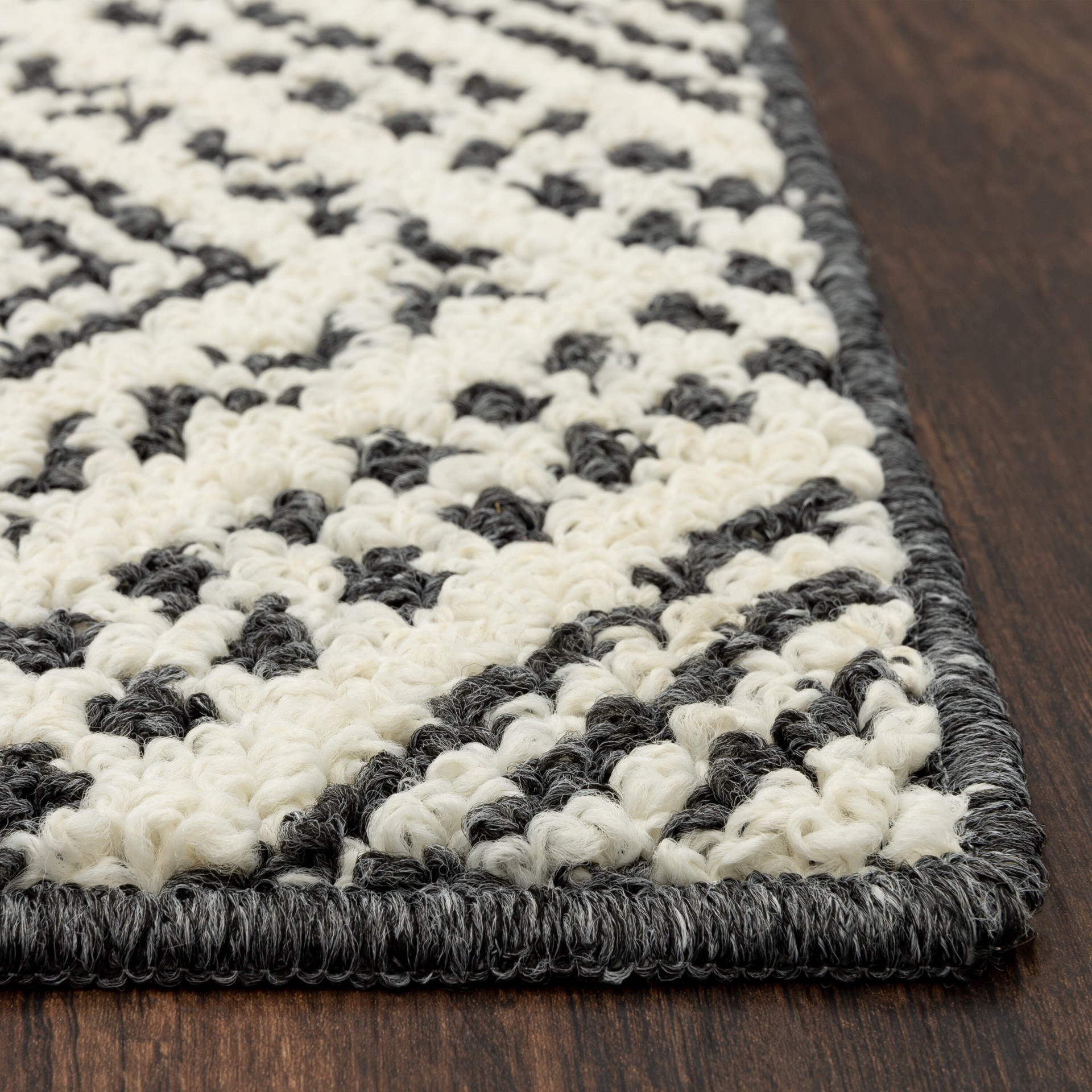 slide 5 of 6, Style Selections 2 x 6 (ft) Tufted Polyester Grey Rectangular Indoor Geometric Mid-Century Modern Machine washable Runner rug, 1 ct