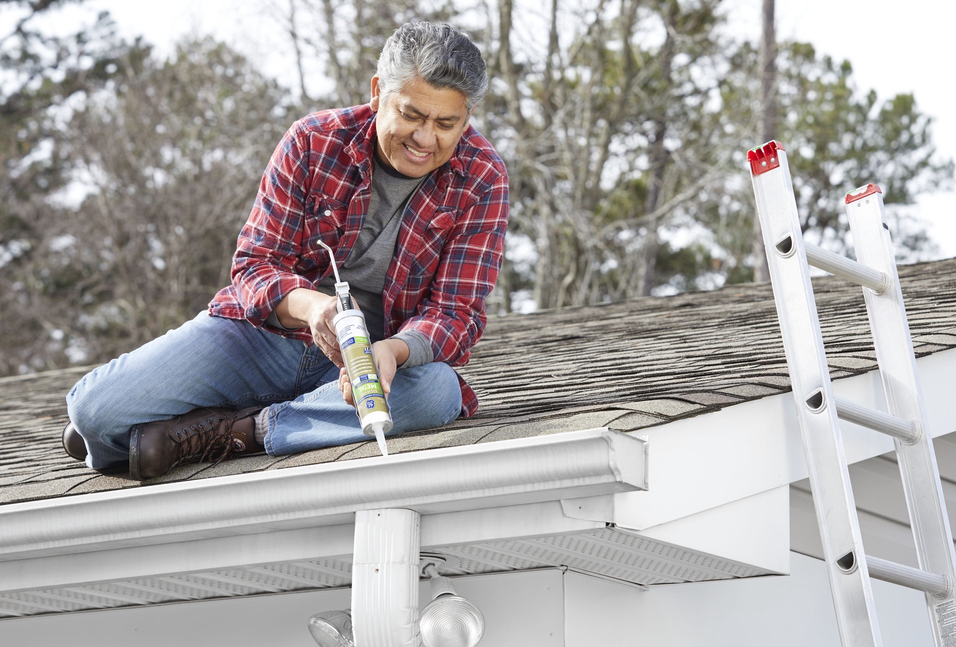 slide 5 of 6, GE Advanced Silicone 2 Specialty Metal 10.1-oz Exterior and Specialty Metallic Gray Silicone Caulk, 1 ct