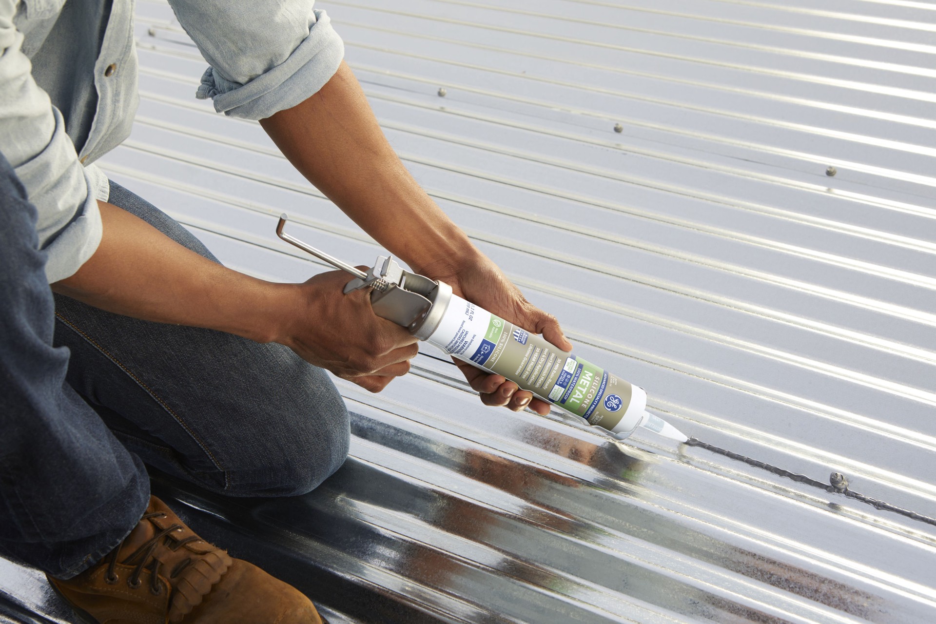 slide 6 of 6, GE Advanced Silicone 2 Specialty Metal 10.1-oz Exterior and Specialty Metallic Gray Silicone Caulk, 1 ct