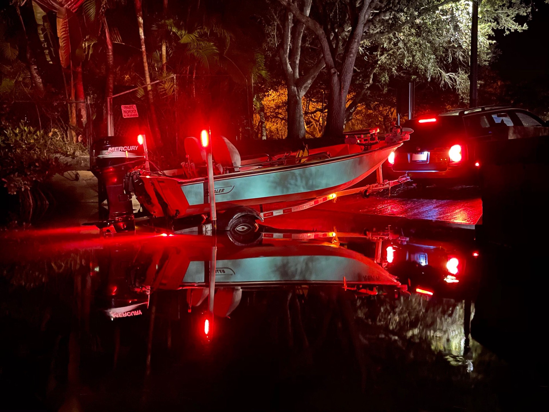 slide 4 of 4, T-H Marine LED Trailer Guide-on Post Light Kit, 1 ct