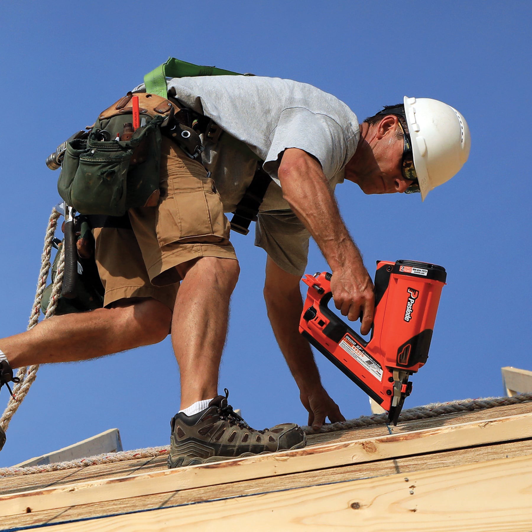 slide 4 of 6, Paslode 3-1/4-in x 0.131-in 30 -Degree 12d Bright Smooth Shank Collated Framing nails ( 750 -Per Box ), 1 ct