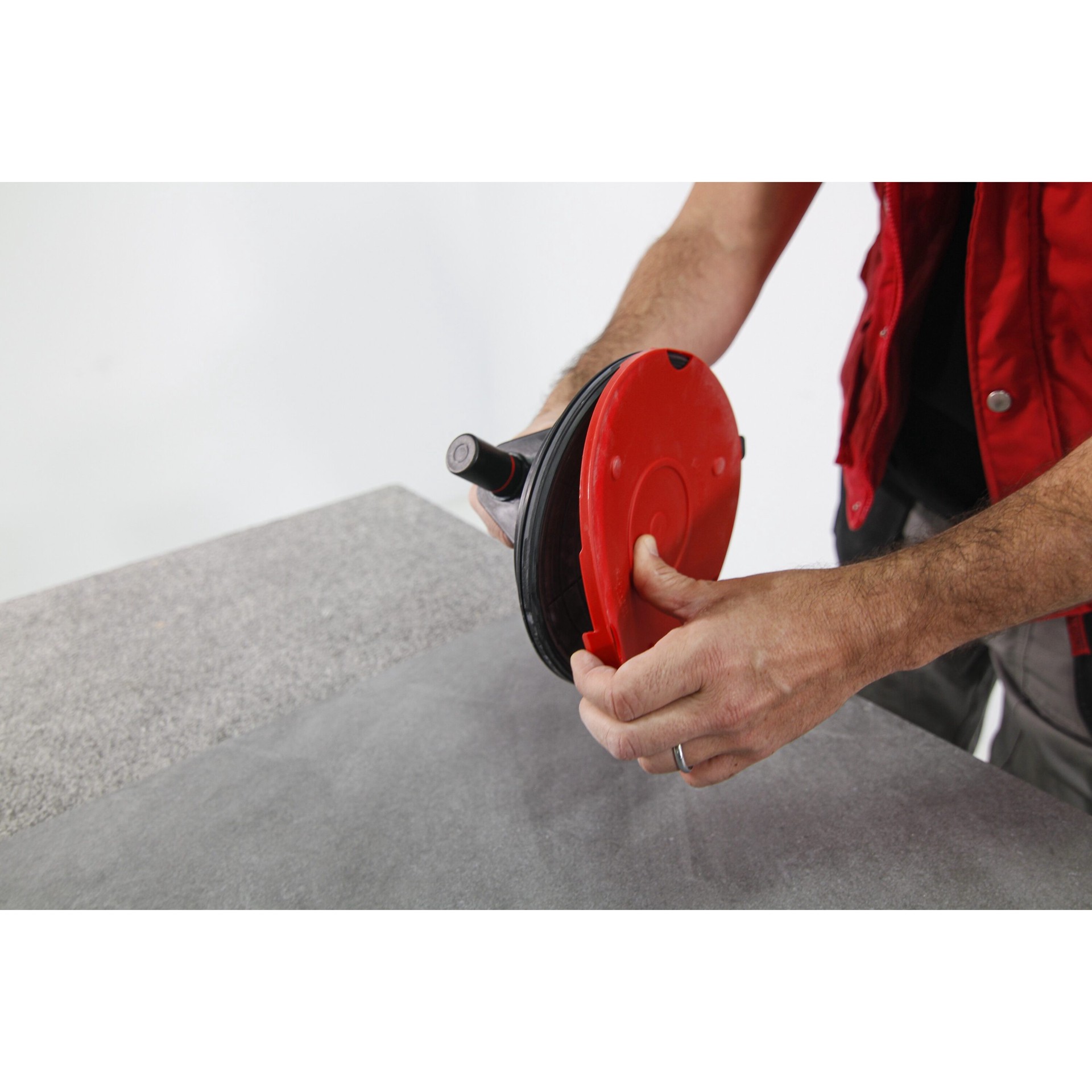 slide 3 of 6, RUBI 243.0-lb 11.024-in Dia Plastic Tile Suction Cup, 1 ct