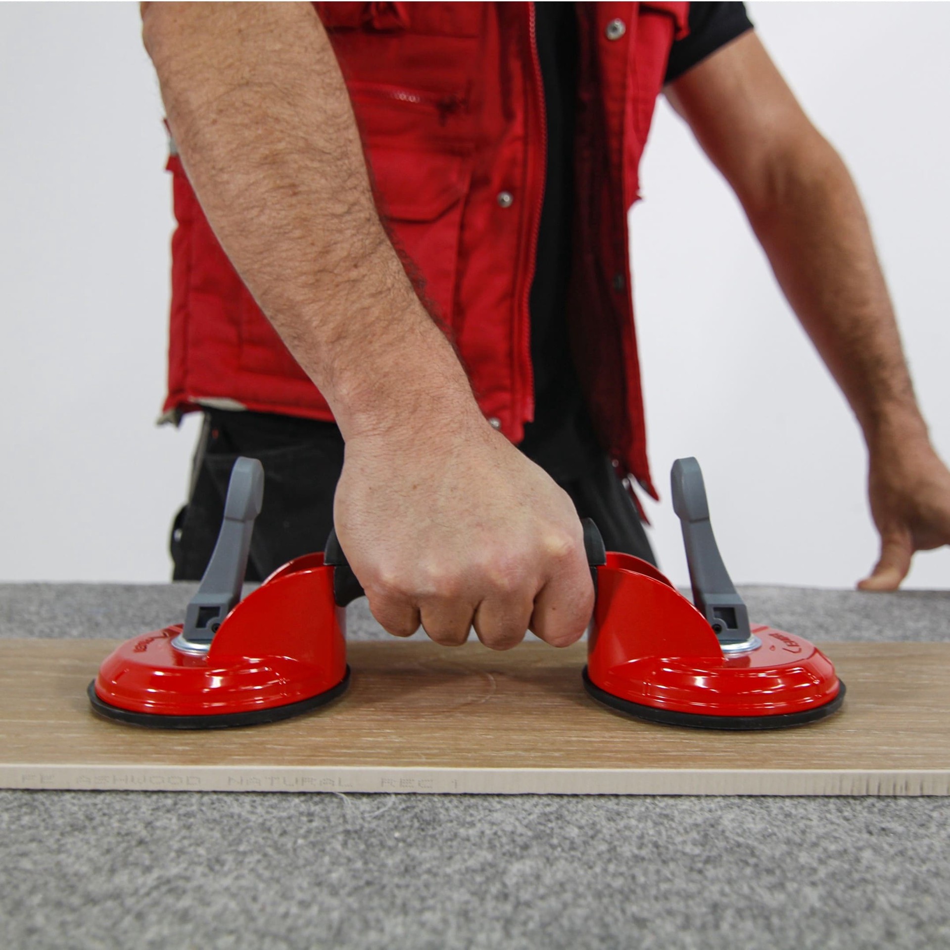 slide 2 of 6, RUBI 121.0-lb 5.039-in Dia Plastic Tile Suction Cup, 1 ct