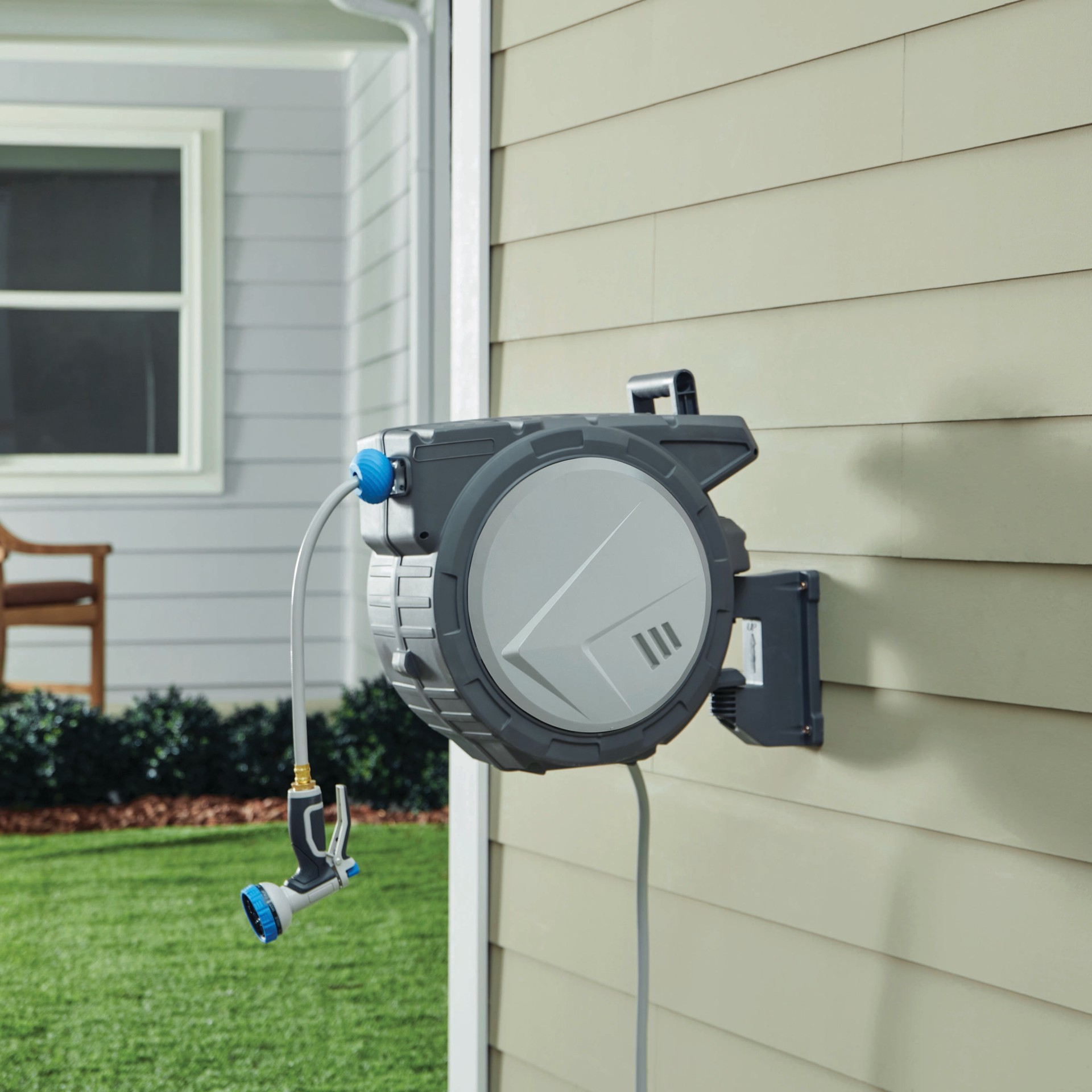 slide 5 of 6, Style Selections Plastic 100-ft Wall-mount Hose Reel, 1 ct