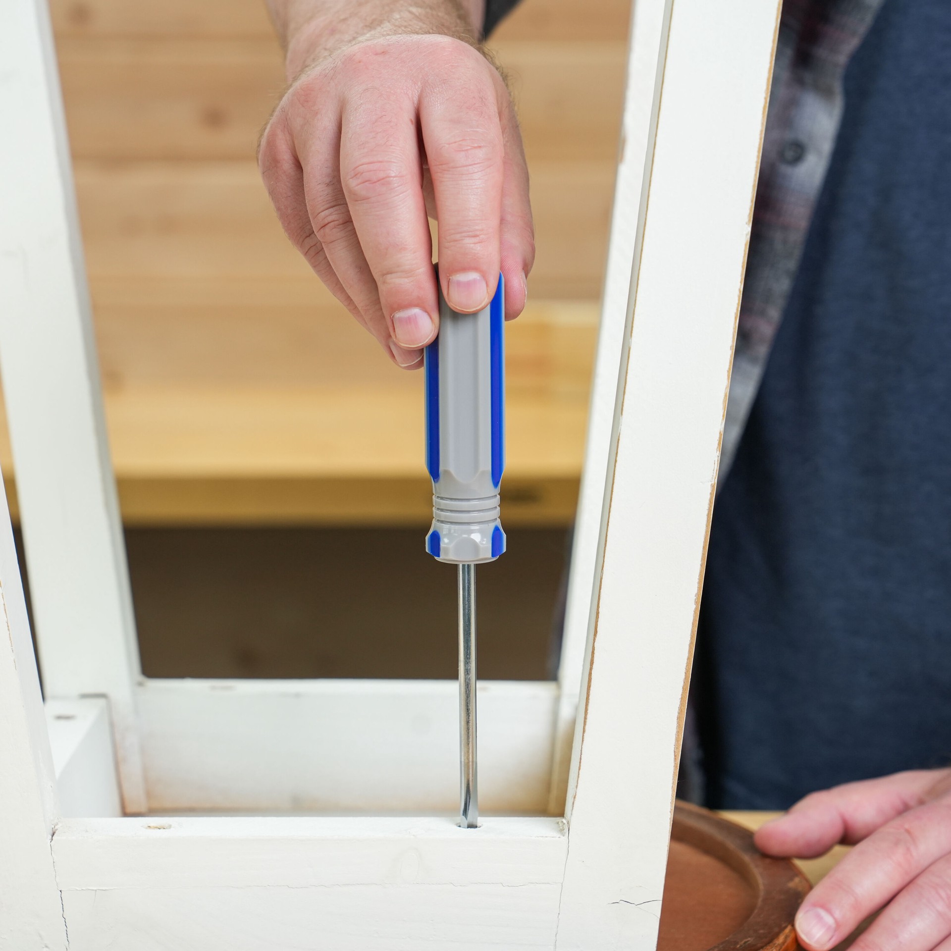 slide 4 of 6, Project Source 1/4-in 4-in Magnetic Flathead Screwdriver, 1 ct