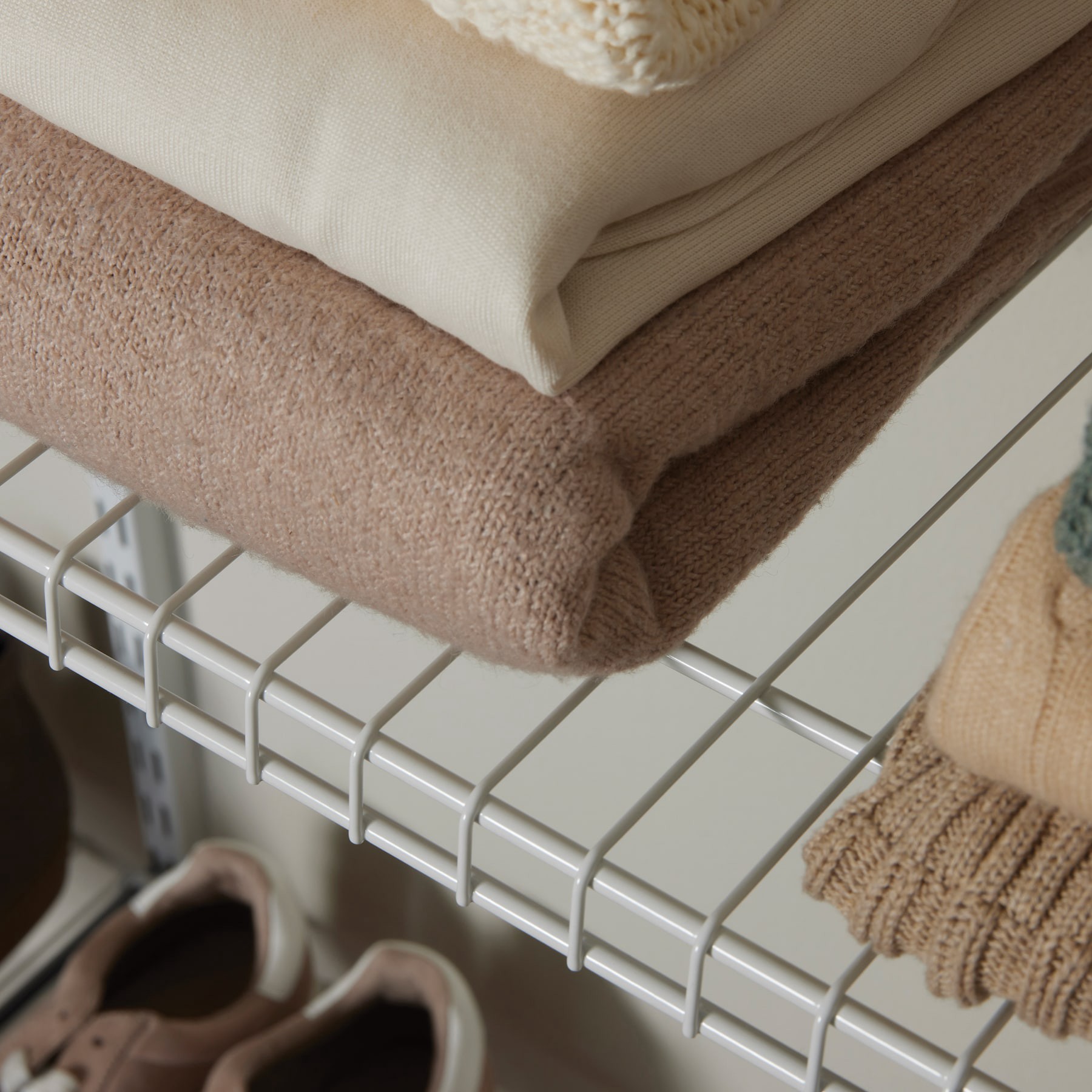 slide 6 of 6, Project Source TrackSmart 4-ft to 6-ft x 12-in White Wire Closet Kit, 1 ct