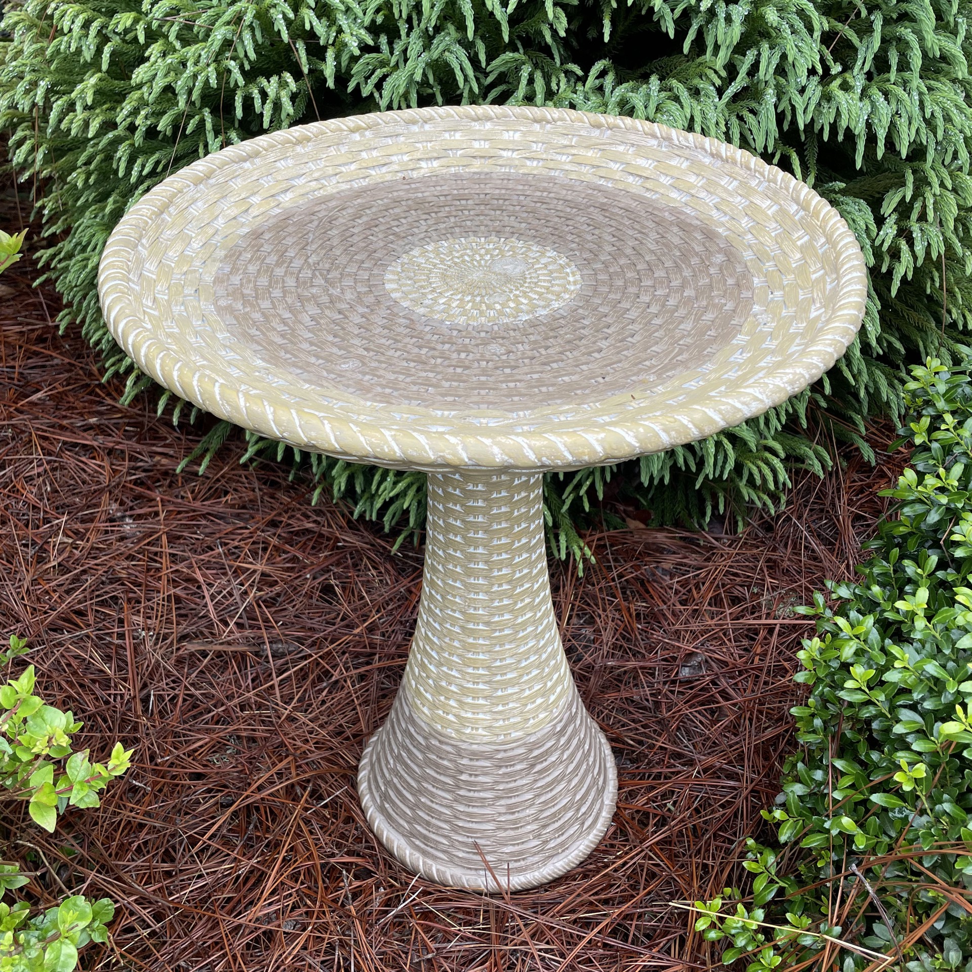 slide 5 of 5, Backyard Glory Wicker 20-in H Tan Polypropylene Complete birdbath, 1 ct