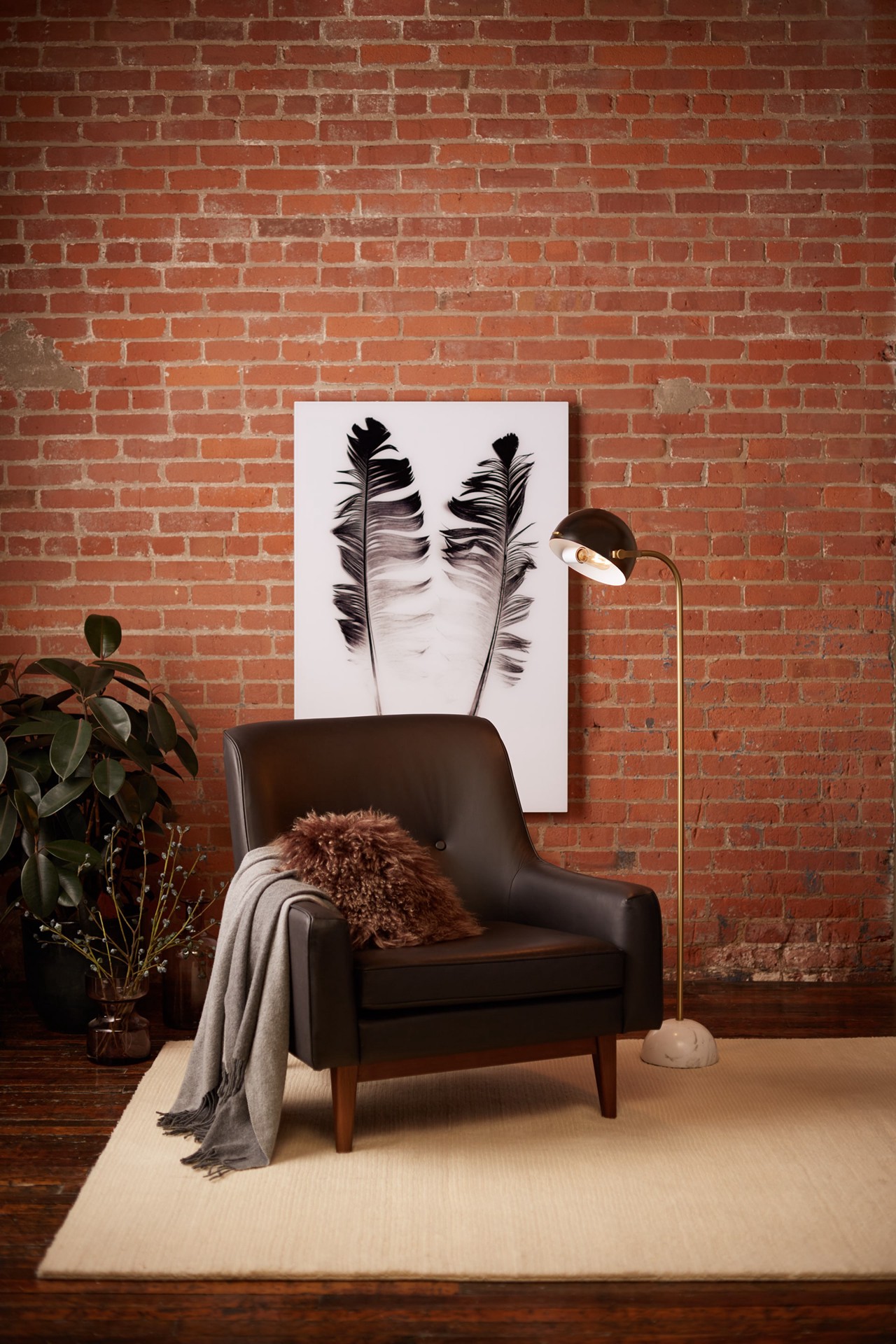 slide 6 of 6, GE Vintage Amber Glass 25 -Watt EQ T8 Warm candlelight Candelabra base (E-12) Dimmable LED Decorative Light Bulb, 1 ct