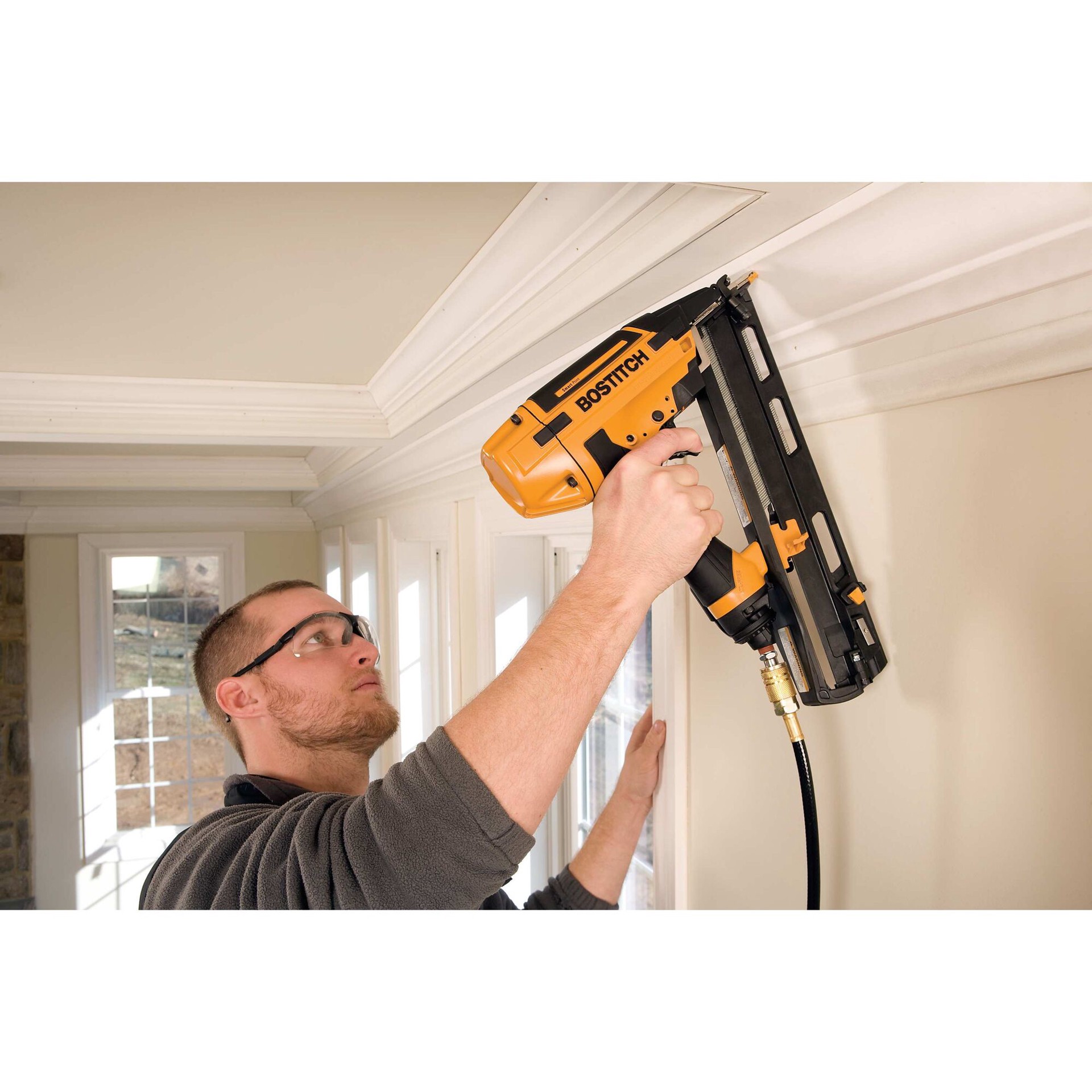 slide 4 of 6, Bostitch Smart Point 2-1/2-in 15 -Gauge Pneumatic Angled Finish Nailer, 1 ct