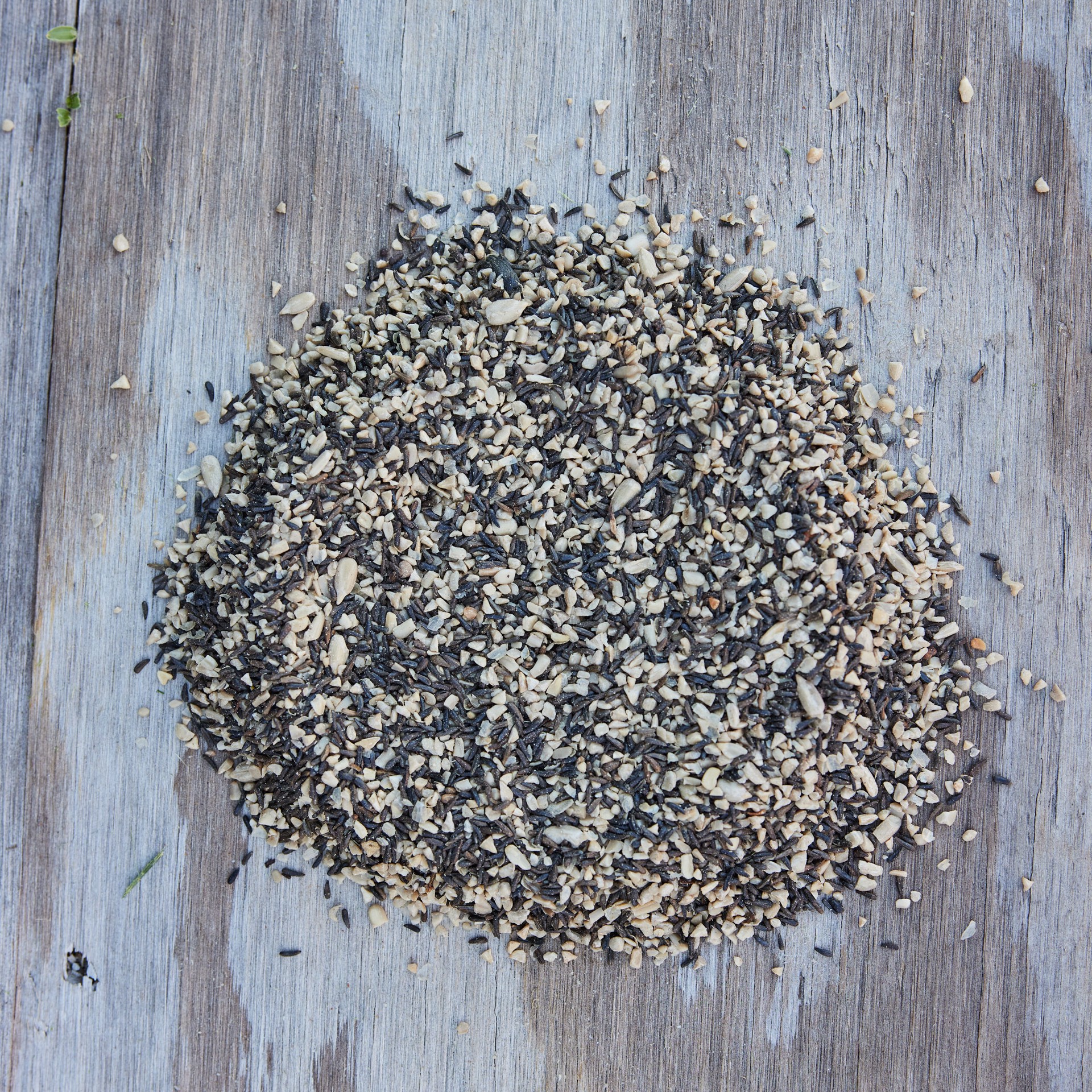 slide 2 of 6, National Audubon Society Thistle Bird food 4.5 Pound(s), 1 ct