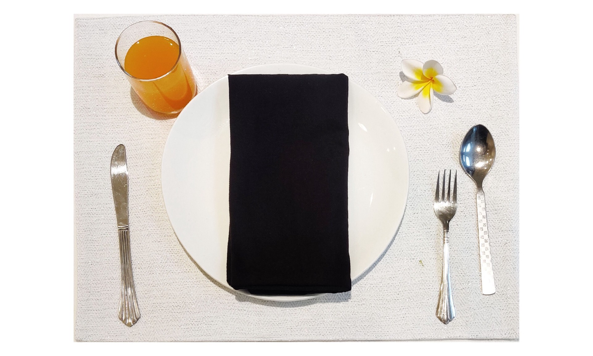 slide 4 of 4, allen + roth 4 -Pack Square Napkin(s), 1 ct