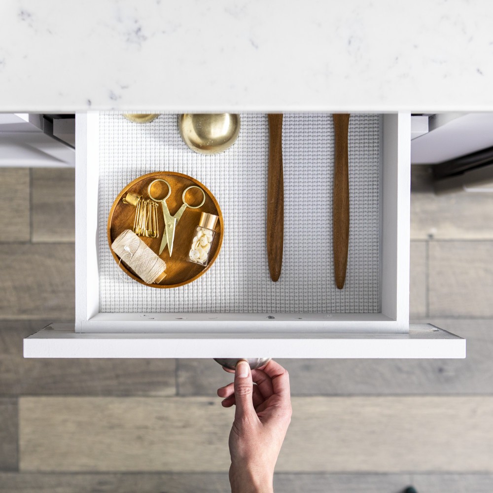 slide 6 of 6, Duck Select Grip EasyLiner 20-in x 15-ft White Shelf liner, 1 ct