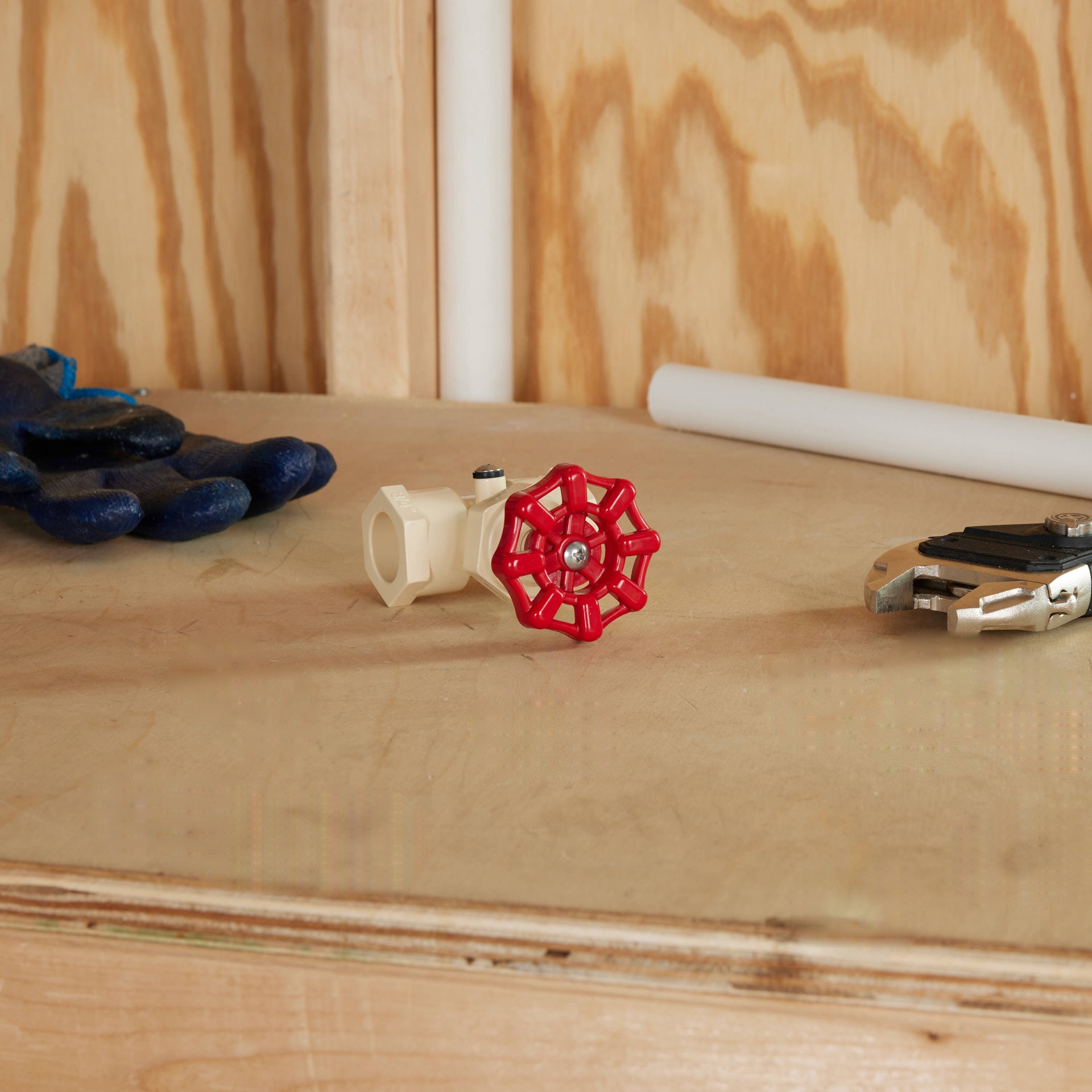 slide 4 of 6, RELIABILT 3/4 in CPVC Stop and Waste Valve, 1 ct