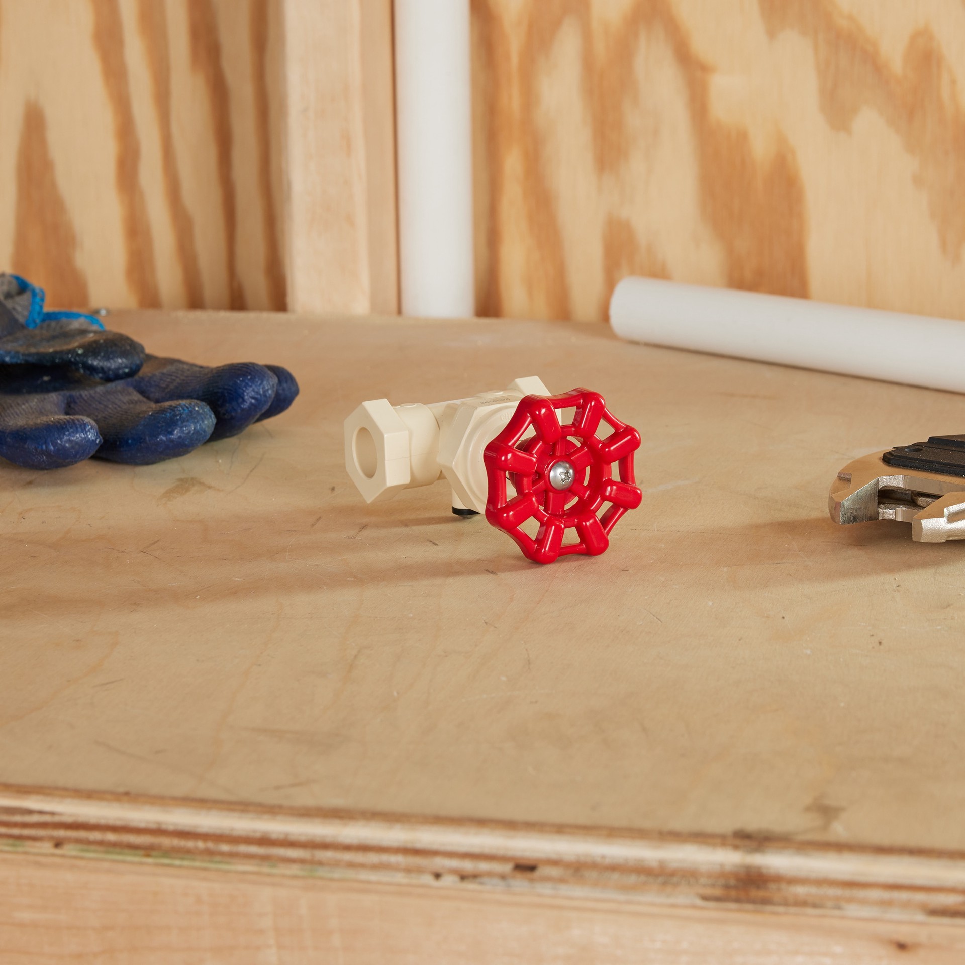 slide 4 of 6, RELIABILT 1/2 in CPVC Stop and Waste Valve, 1 ct