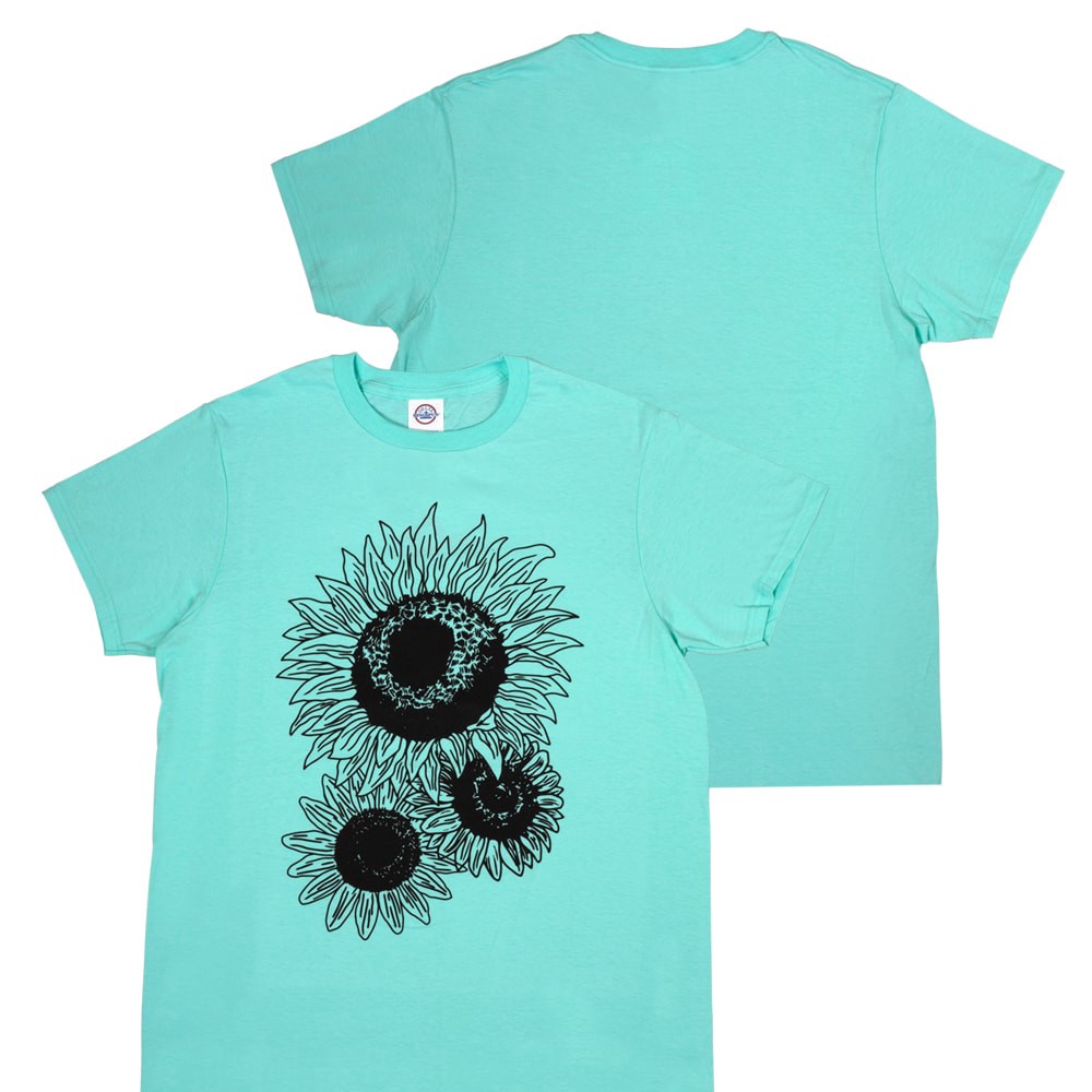 slide 3 of 4, Infinity Brands Women's Graphic T-Shirt Women's Blue Medium weight Knit Short sleeve Graphic T-shirt ( XL ), 1 ct