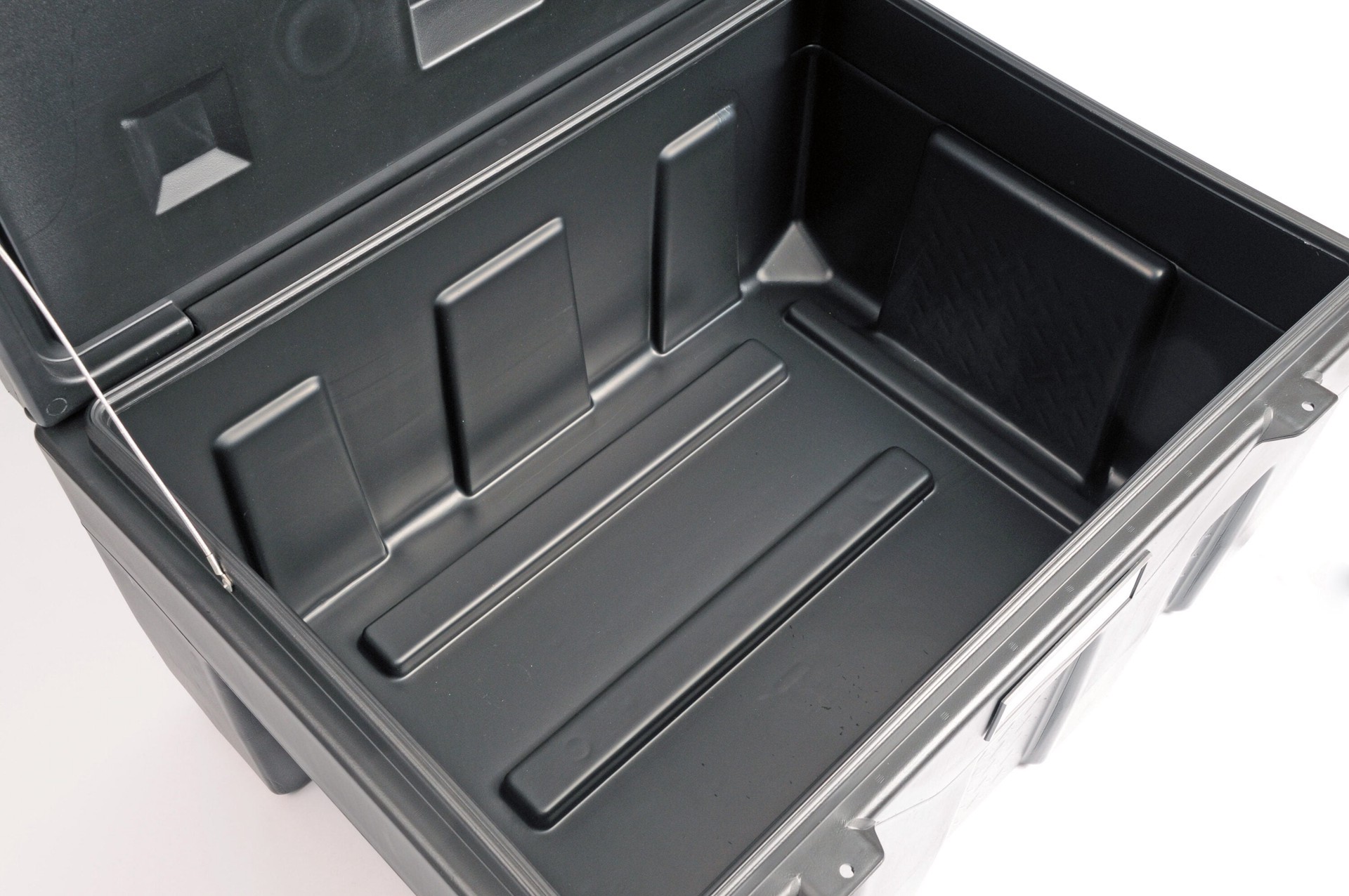 slide 5 of 6, DEE ZEE 37-in x 27-in x 17-in Black Plastic Chest Truck Tool Box, 1 ct