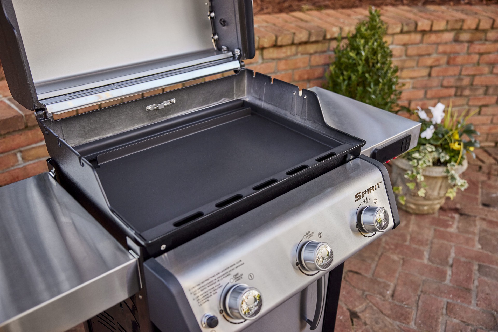 slide 4 of 6, Weber Spirit 400 Series Searwood Pellet Grill Rust Resistant Carbon steel Non-Stick Griddle, 1 ct