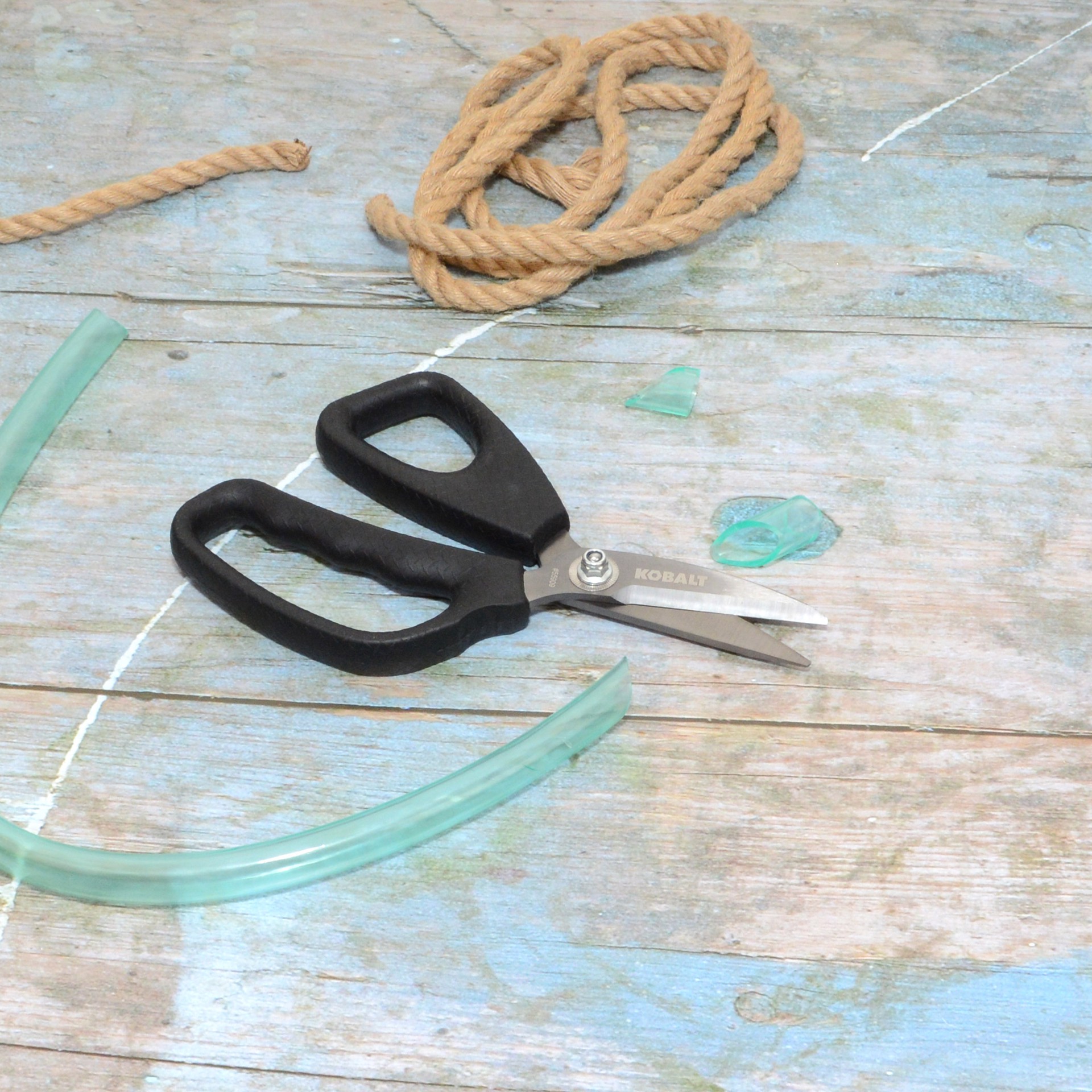 slide 3 of 6, Kobalt 3-in Stainless steel Steel Reinforced Plastic Scissors, 1 ct