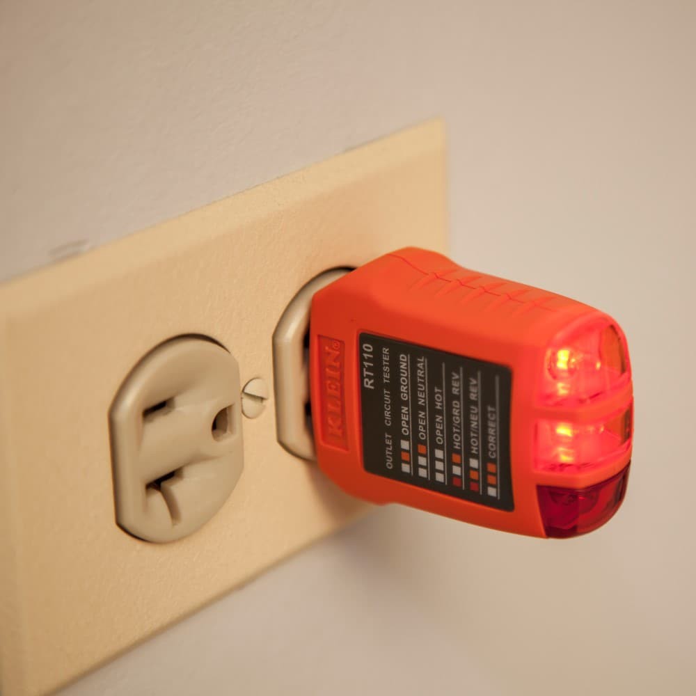 slide 6 of 6, Klein Tools Receptacle Tester, 1 ct