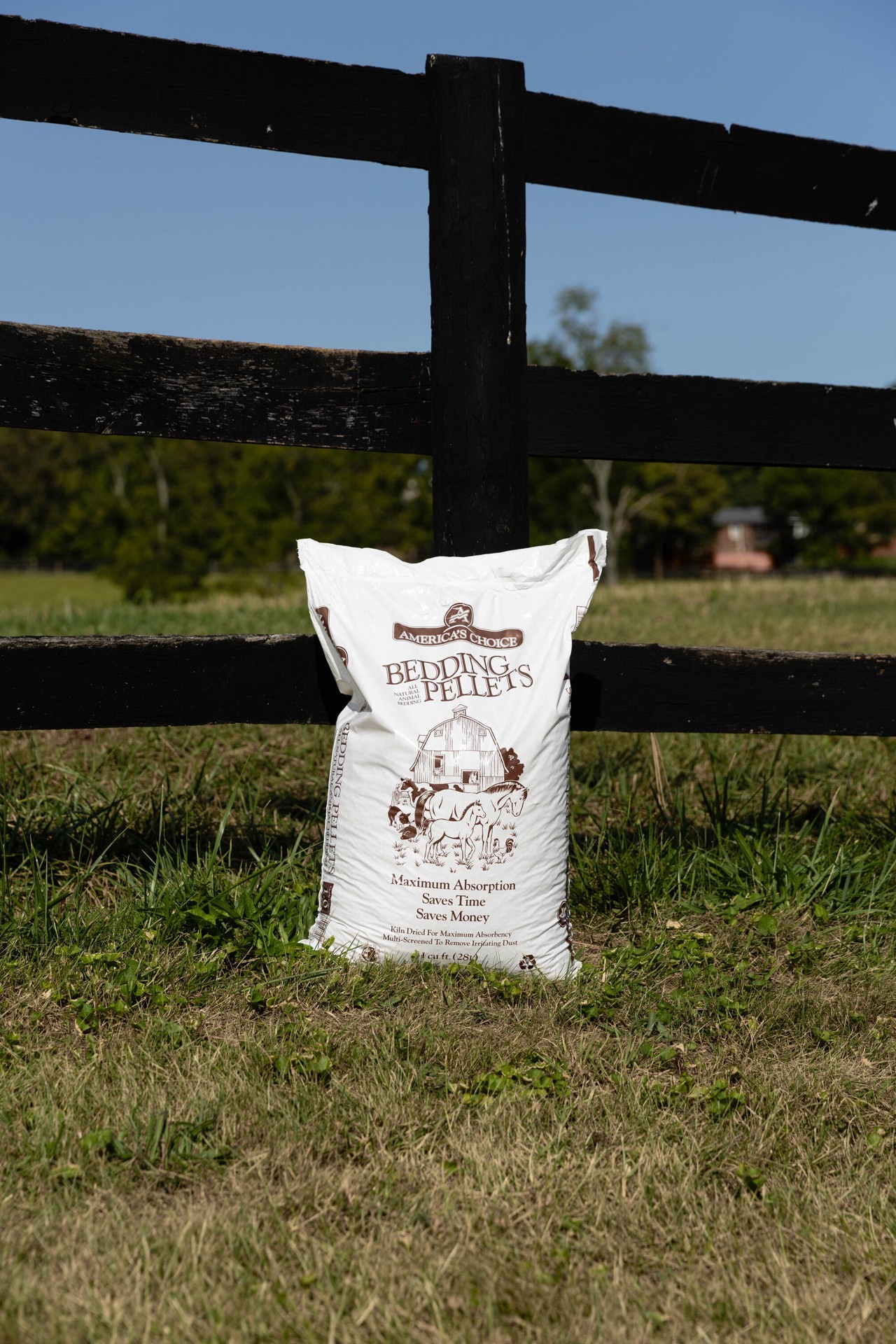 slide 4 of 5, American Wood Fibers Brown Wood Any Animal bedding (, 1 ct