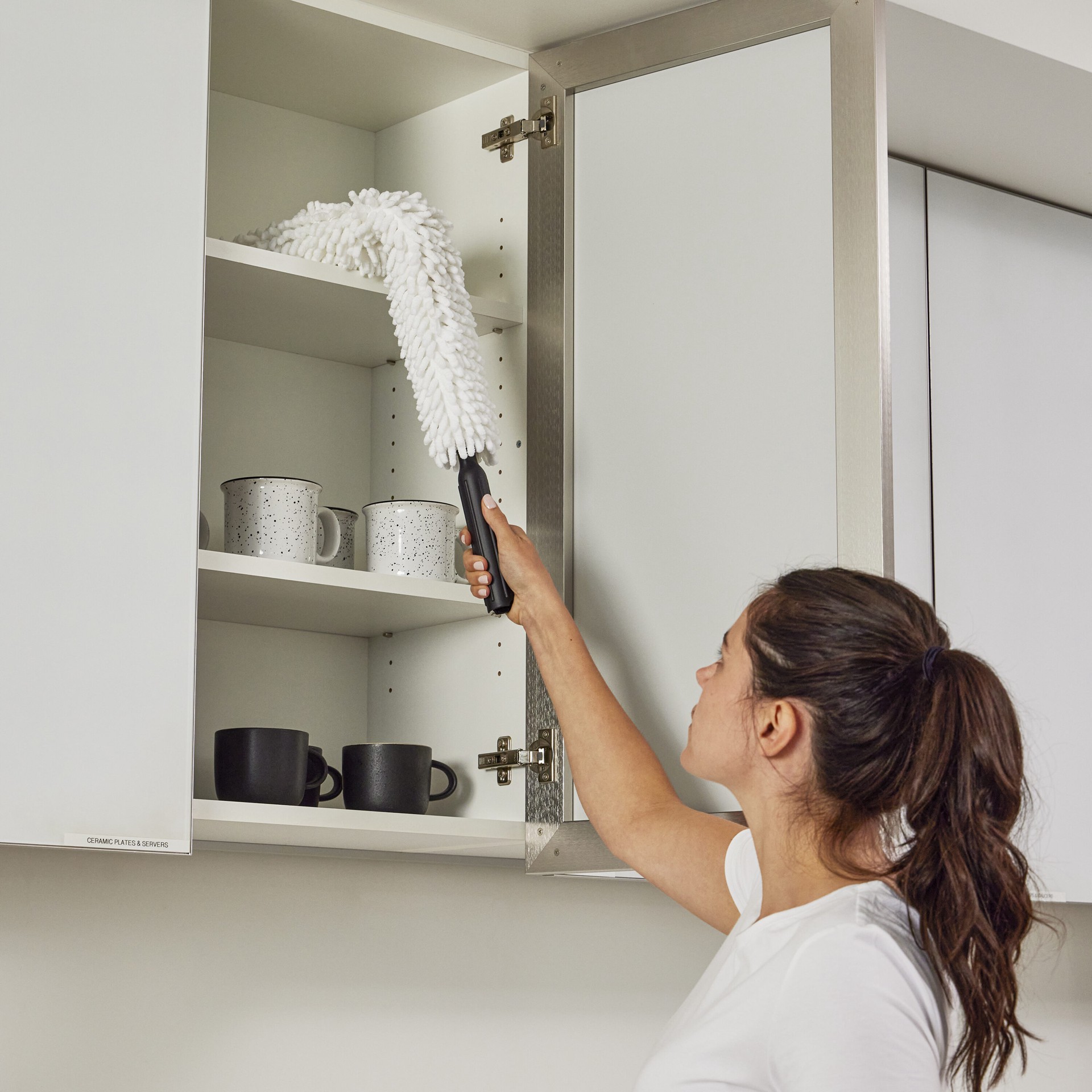 slide 2 of 5, Rubbermaid Commercial Products Microfiber Dusting wand, 1 ct