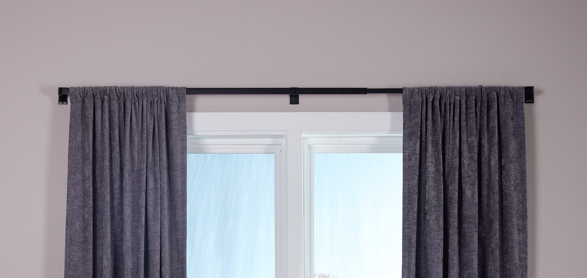 slide 5 of 6, Origin 21 72-in to 144-in Matte Black Iron Corner with Finials, 1 ct