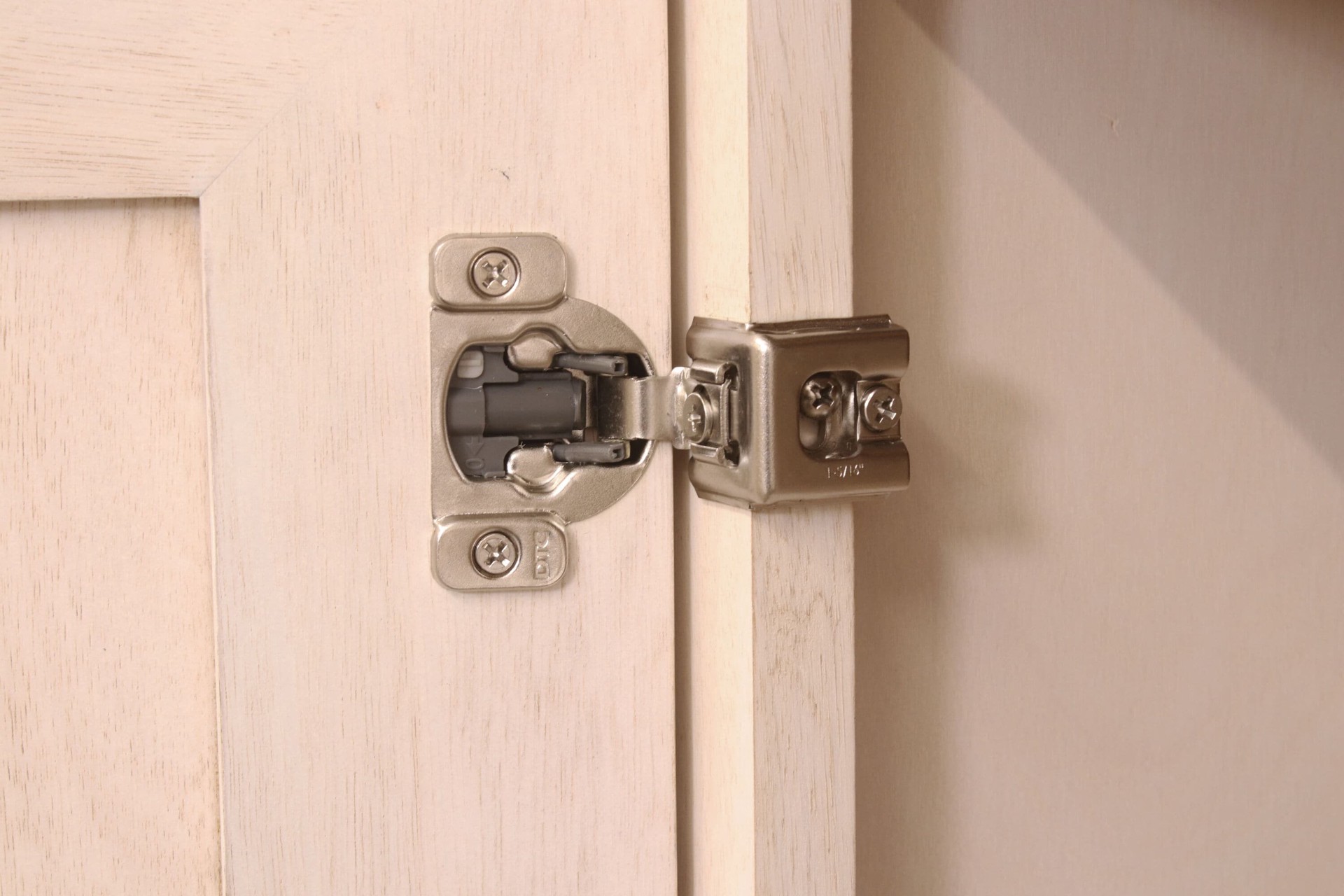 slide 3 of 6, RELIABILT 105-Degree 1-5/16-in Overlay Concealed Soft-Close Nickel plated Cabinet Hinge, 1 Pair(s) 2 -Pieces, 1 ct