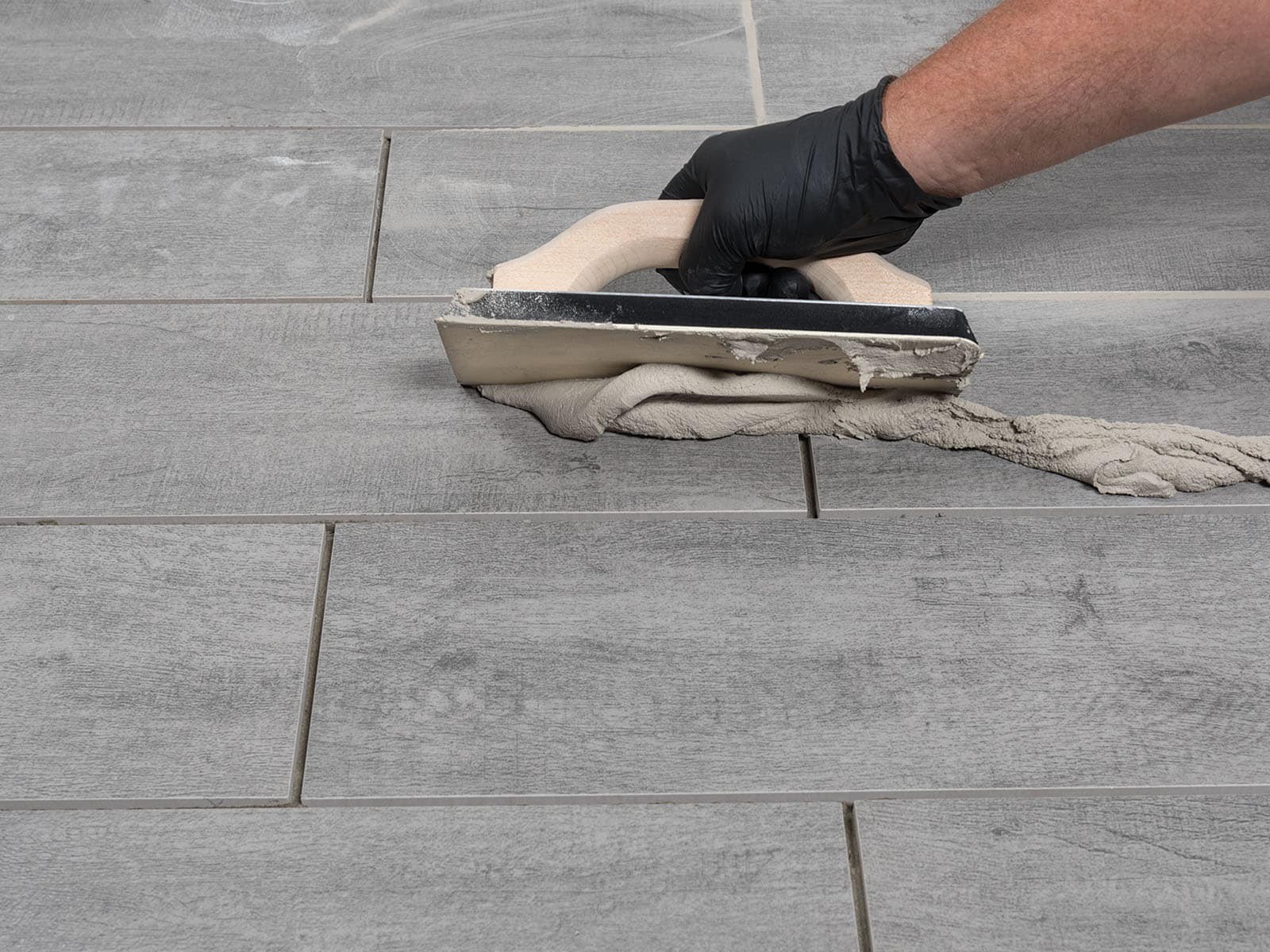 slide 4 of 6, MAPEI Ultracolor Plus FA White #5000/Eggshell #5220 All-in-one Grout (1-lb), 1 ct