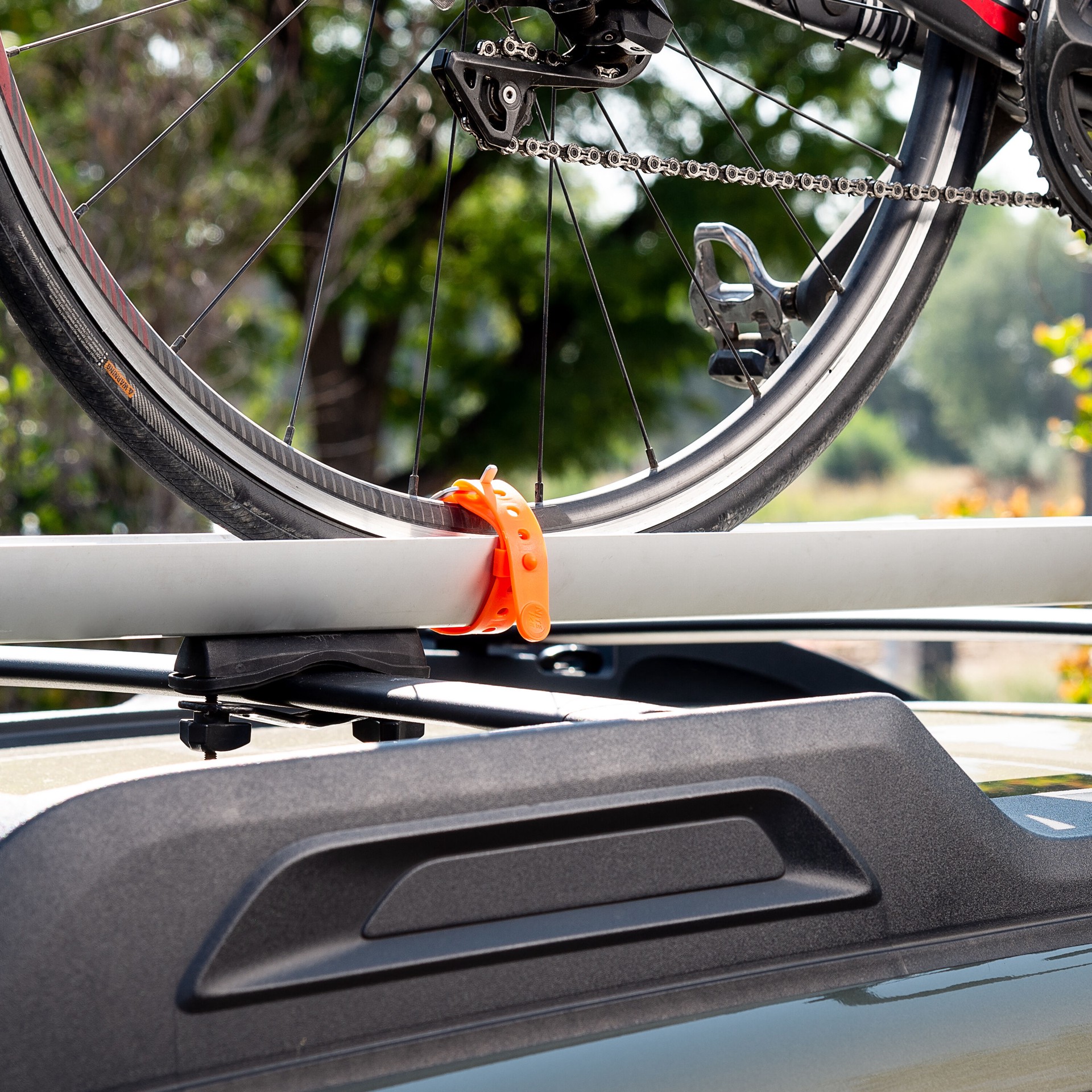 slide 6 of 6, Nite Ize 12-in Elastic Strap Steel to steel, 1 ct