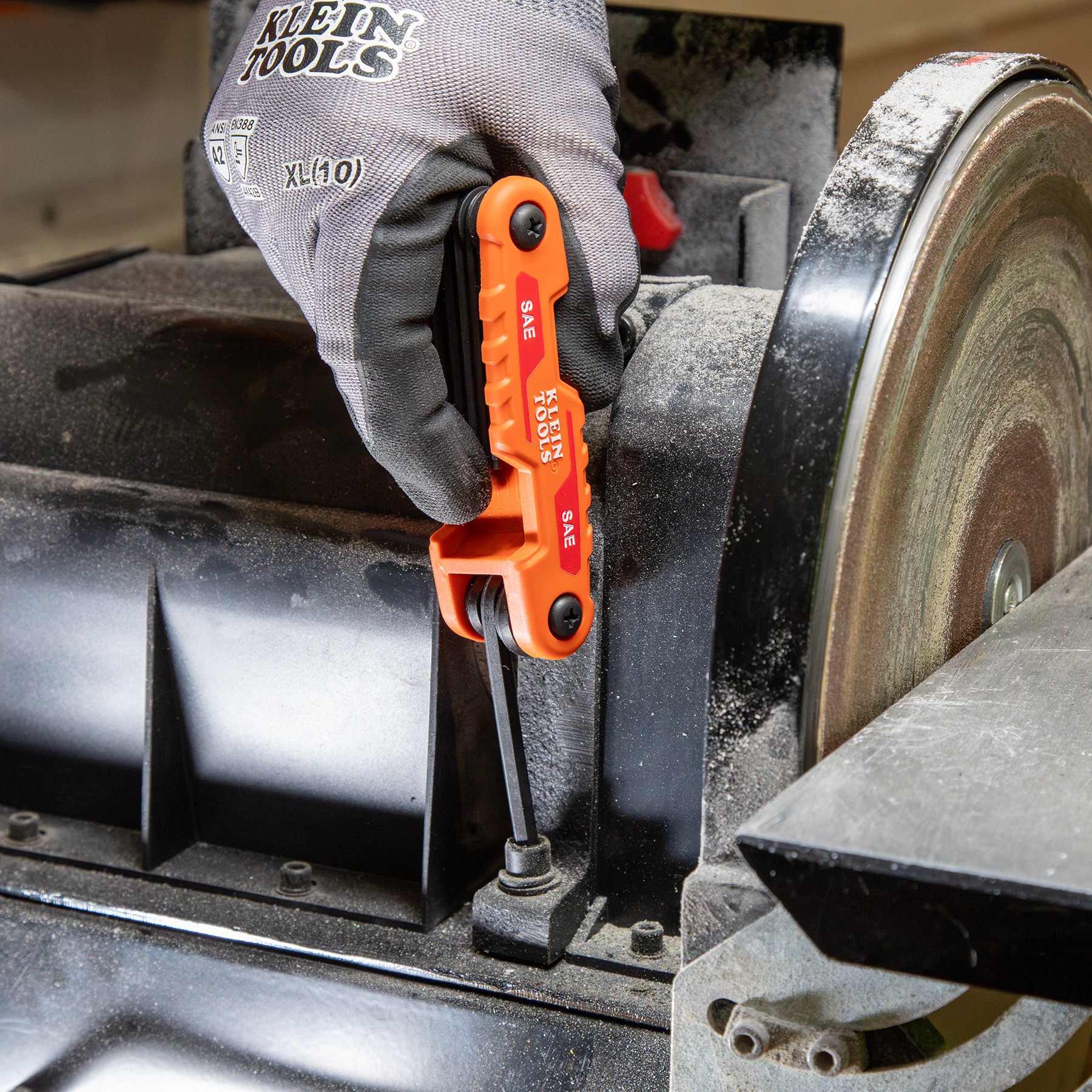 slide 5 of 6, Klein Tools Compact Folding Hex Key Kit, SAE and Metric, 1 ct