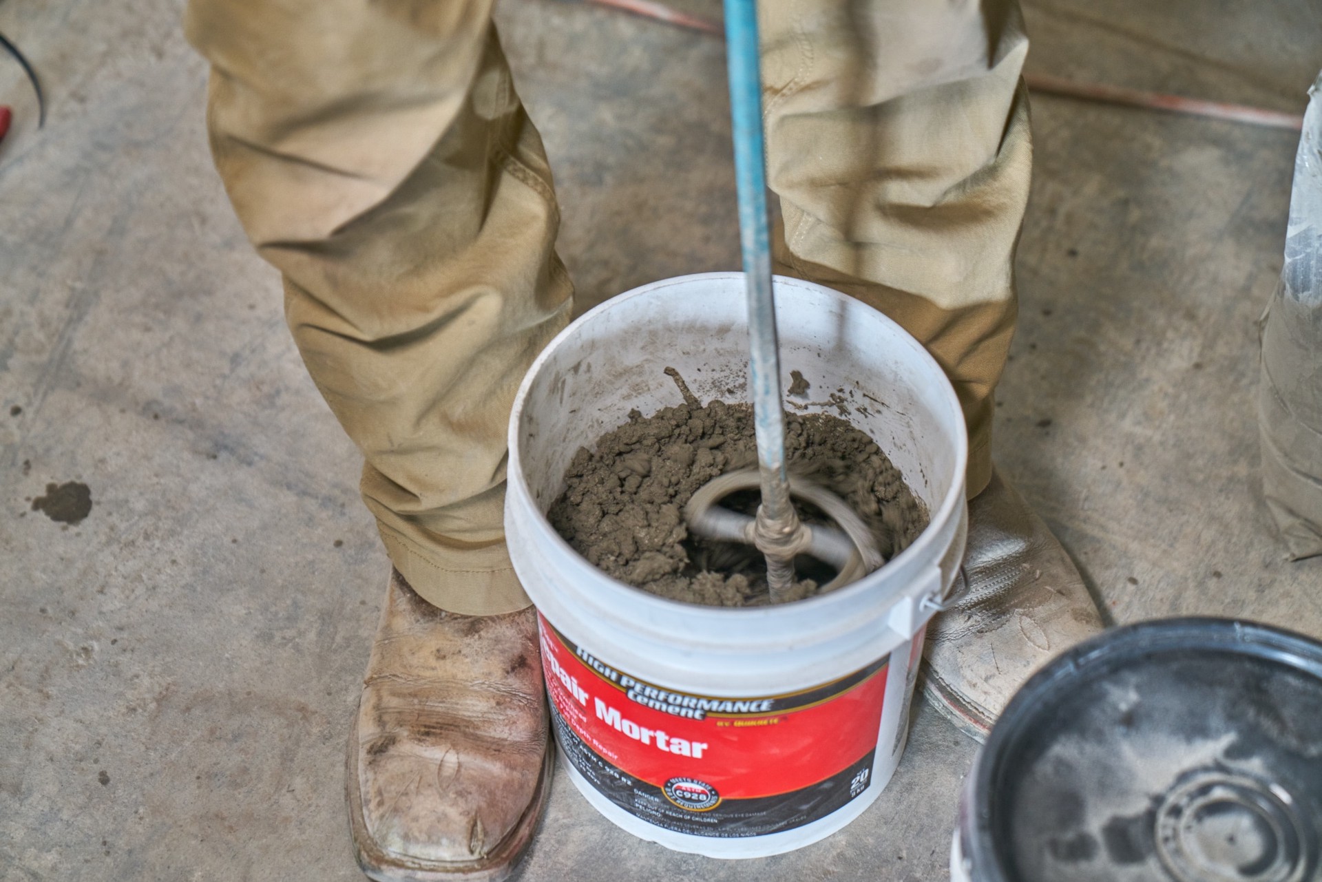 slide 4 of 6, High Performance Cement by Quikrete FastSet Mortar 20 -lb Mortar Concrete Repair accessory, 1 ct