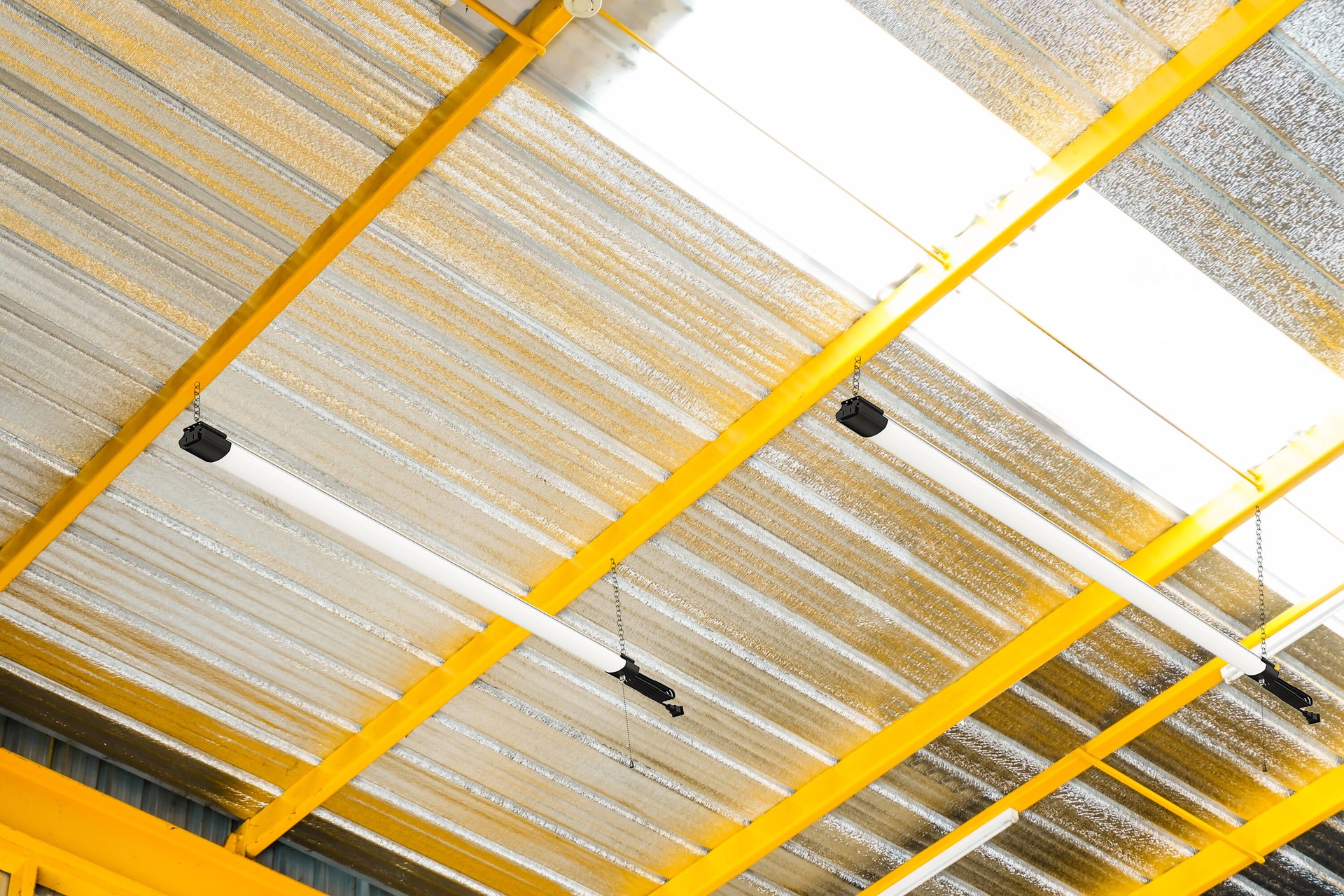 slide 5 of 5, Utilitech 4-ft 4000 Lumens White Cool White LED Linear Garage Shop Light 2 -Pack, 1 ct