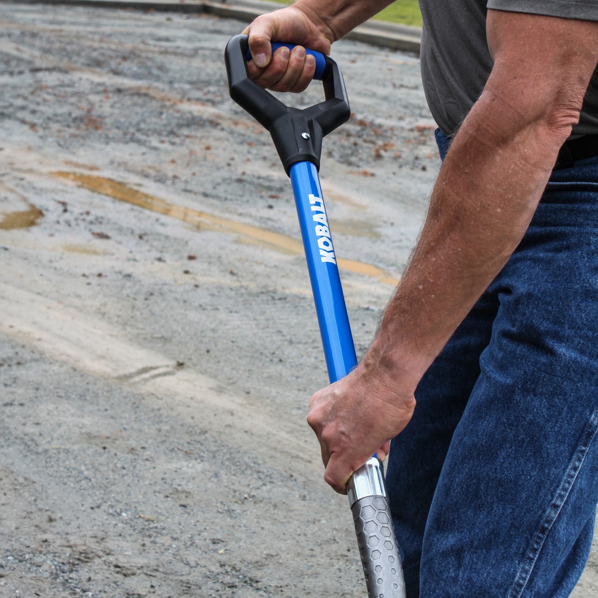 slide 6 of 6, Kobalt 20.5-in Fiberglass D-Handle Transfer shovel, 1 ct