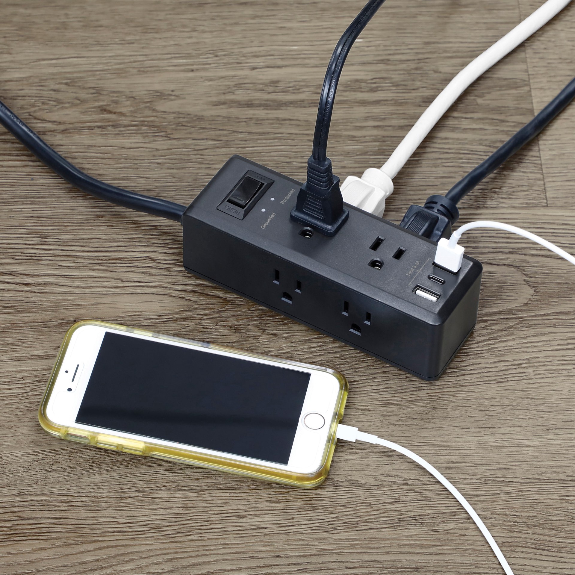 slide 4 of 5, Utilitech 6-ft Surge Protection 6 -Outlet 600 Joules 1875 -Watts 1100VA Black Indoor USB AC Surge Protector, 1 ct