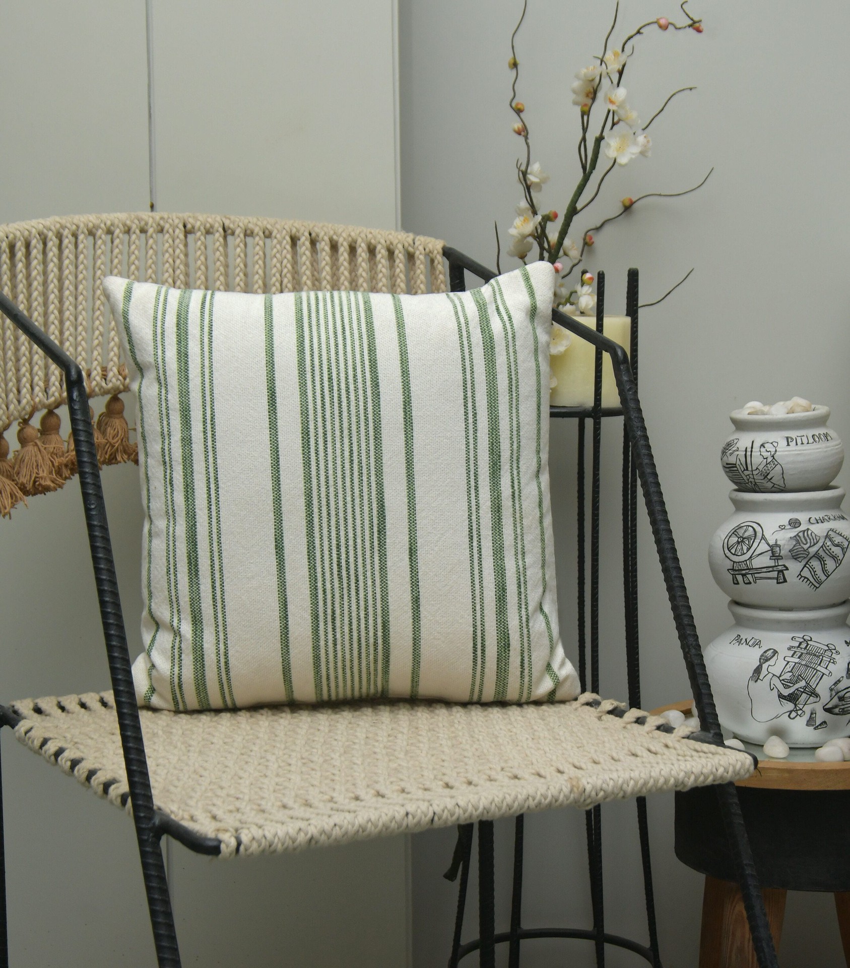 slide 4 of 5, allen + roth Pillow 18-in x 18-in Geen Square Indoor Decorative Pillow, 1 ct