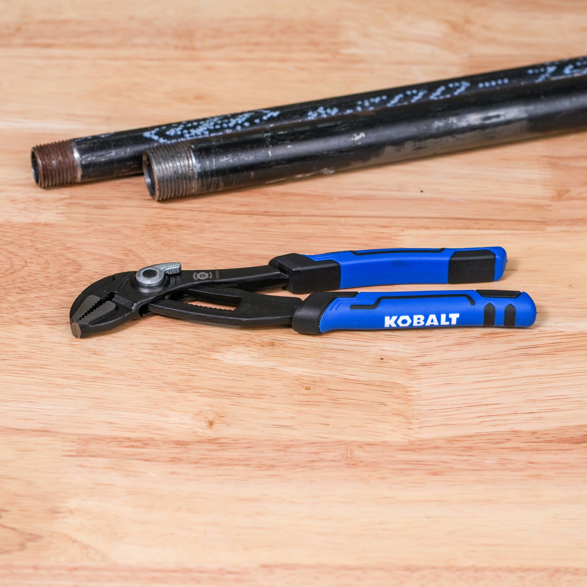 slide 3 of 5, Kobalt Quick Adjust 8-in Tongue and groove pliers, 1 ct