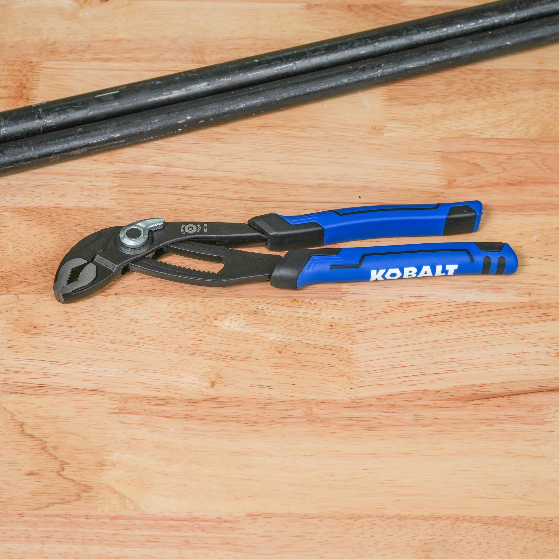 slide 3 of 5, Kobalt Quick Adjust 12-in Tongue and groove pliers, 1 ct