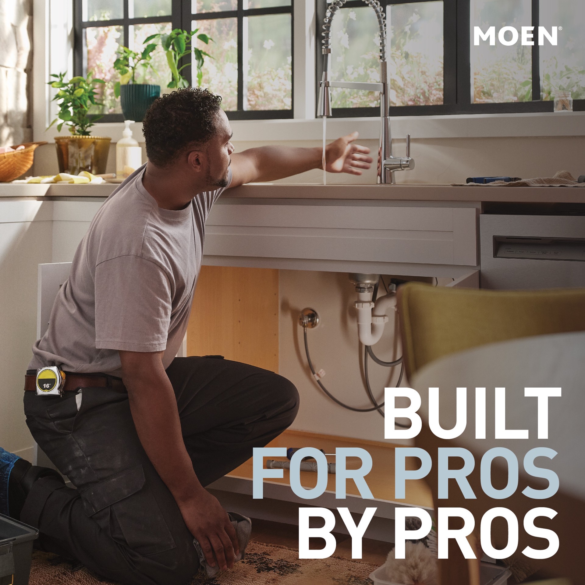 slide 2 of 6, Moen Adler Matte Black Single Handle Deck-mount Pull-down Kitchen Faucet with Sprayer ( Deck Plate Included ), 1 ct