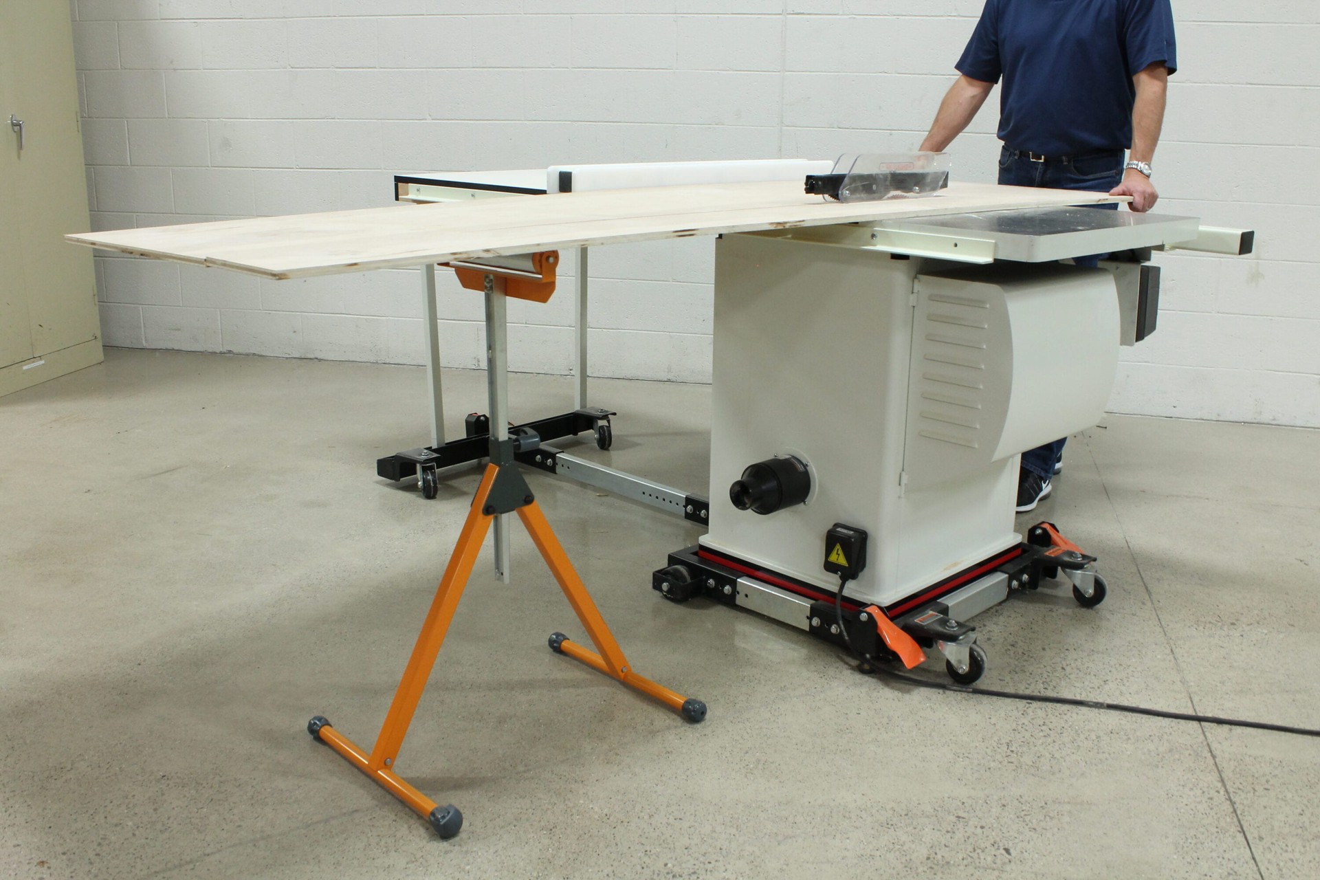 slide 6 of 6, BORA 17-in W x 43.75-in H Adjustable Steel Saw Horse ( 200-lb Capacity), 1 ct