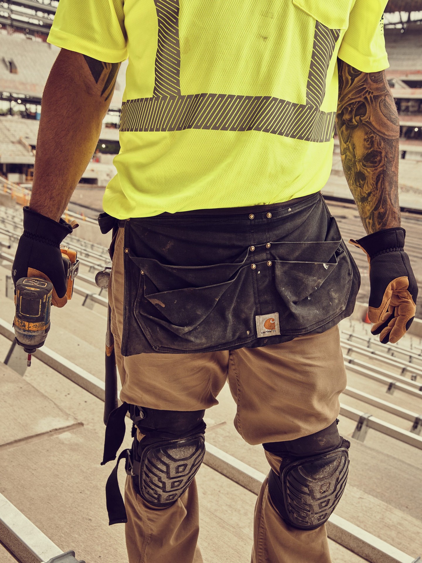 slide 5 of 6, Carhartt General construction Cotton Tool apron, 1 ct