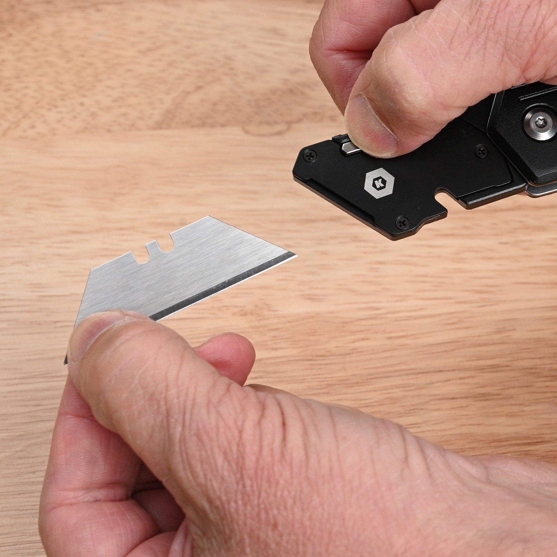 slide 5 of 5, Project Source 18mm Carbon steel Utility Razor Blade ( 10 -Pack ), 1 ct